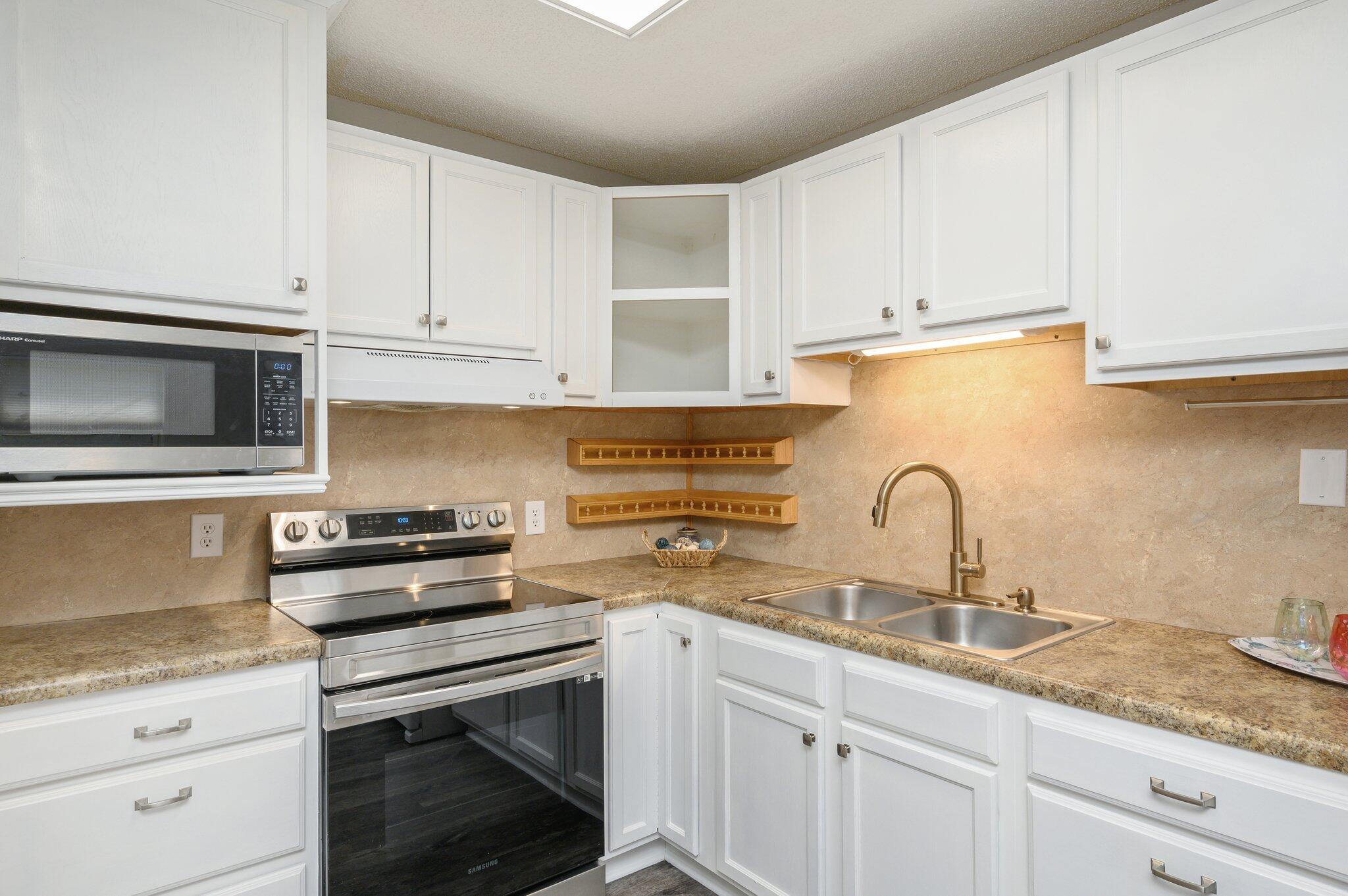 SOUTHERNAIRE S/D - Residential