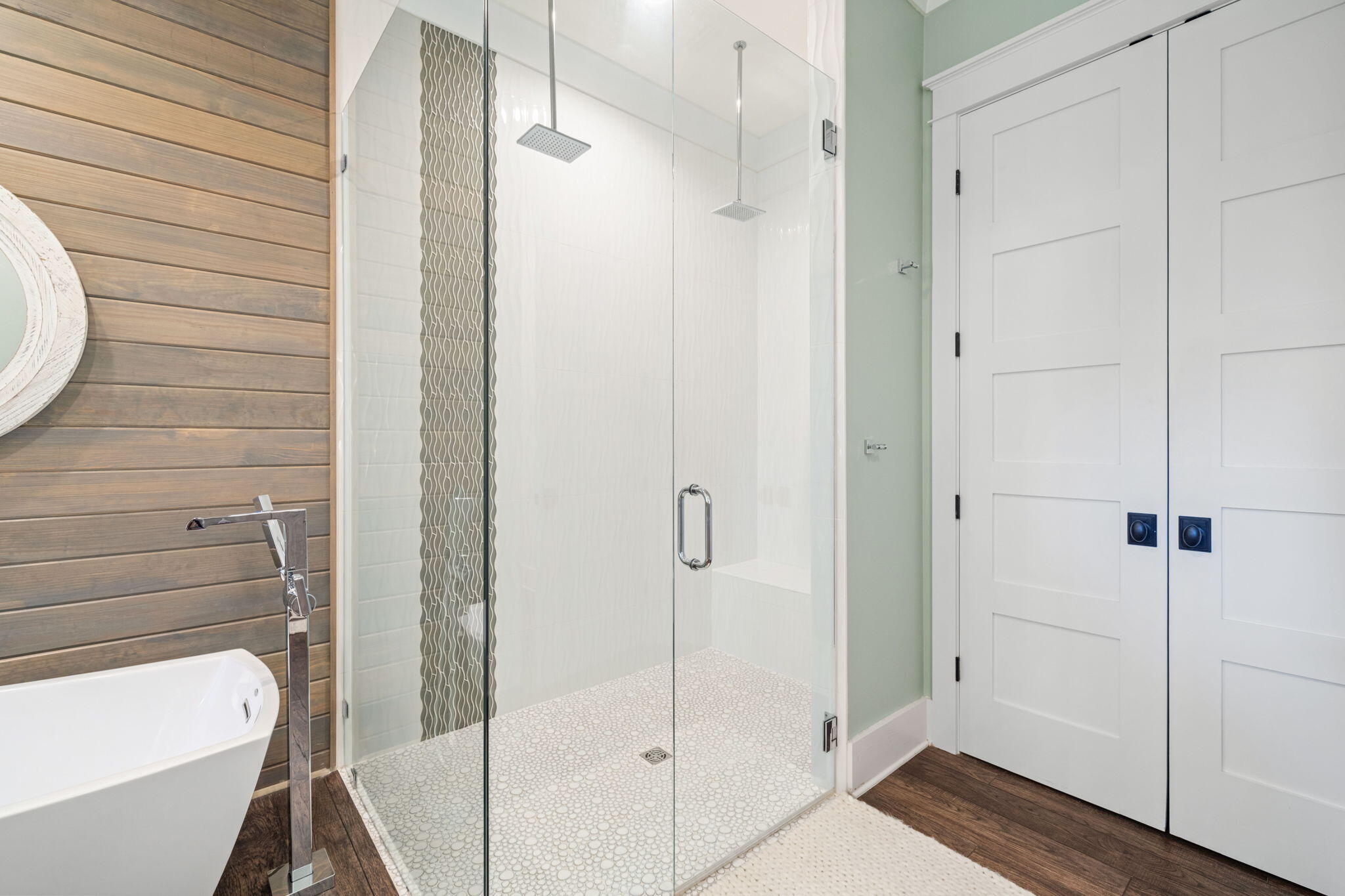 BAY OAKS S/D - Residential