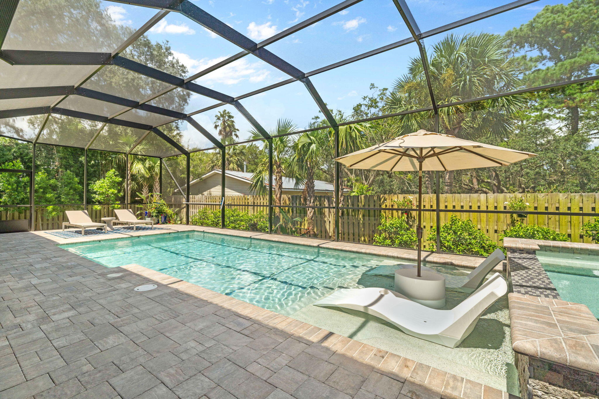 406 Bay Oaks Court