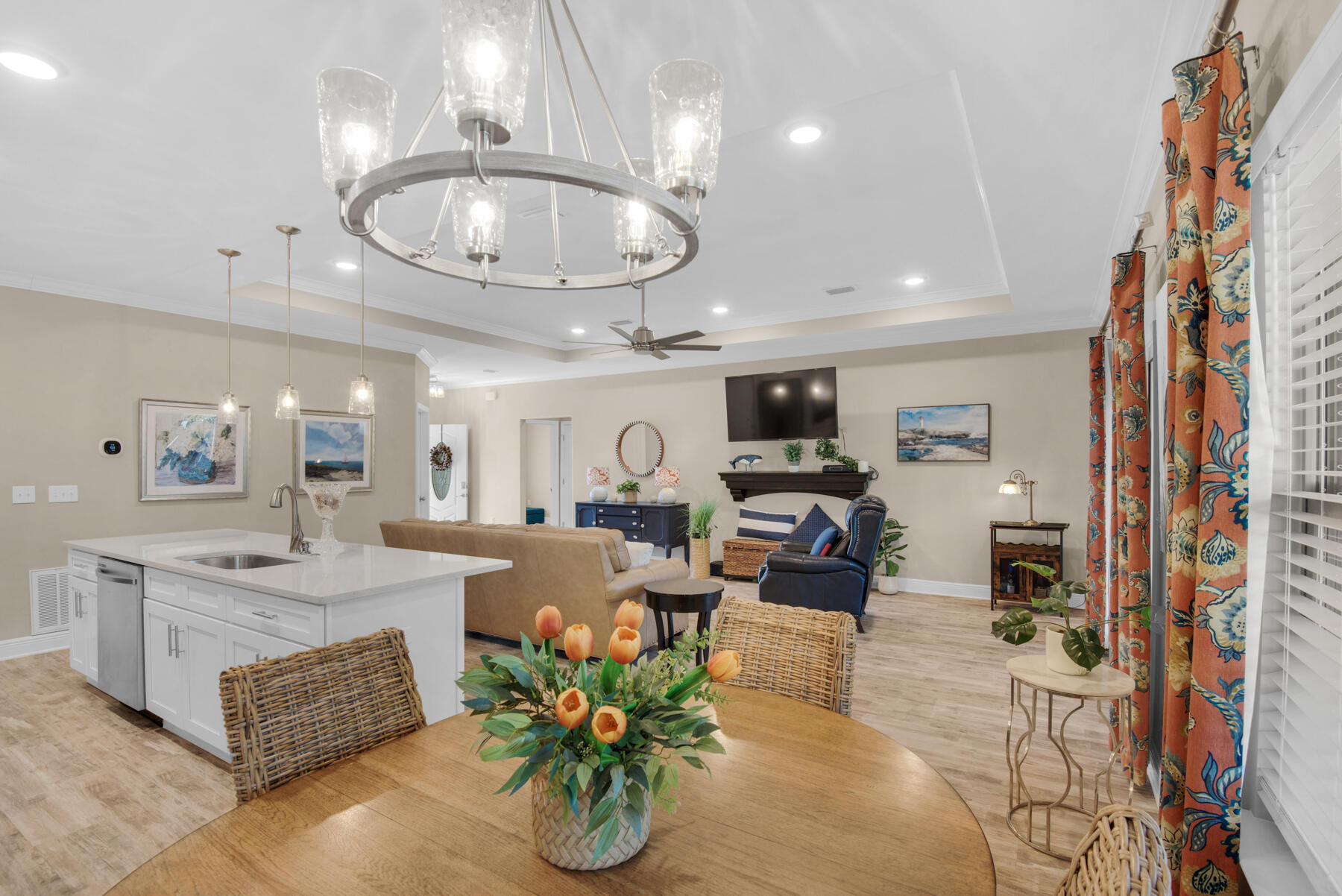 CASA LOMA S/D - Residential Lease