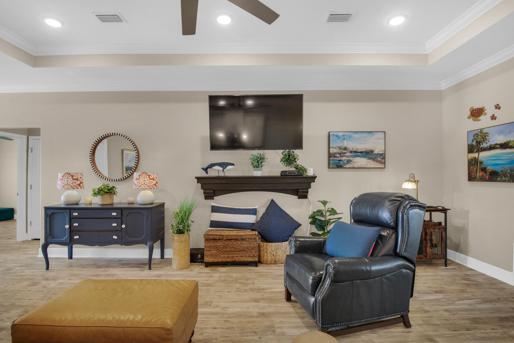 CASA LOMA S/D - Residential Lease