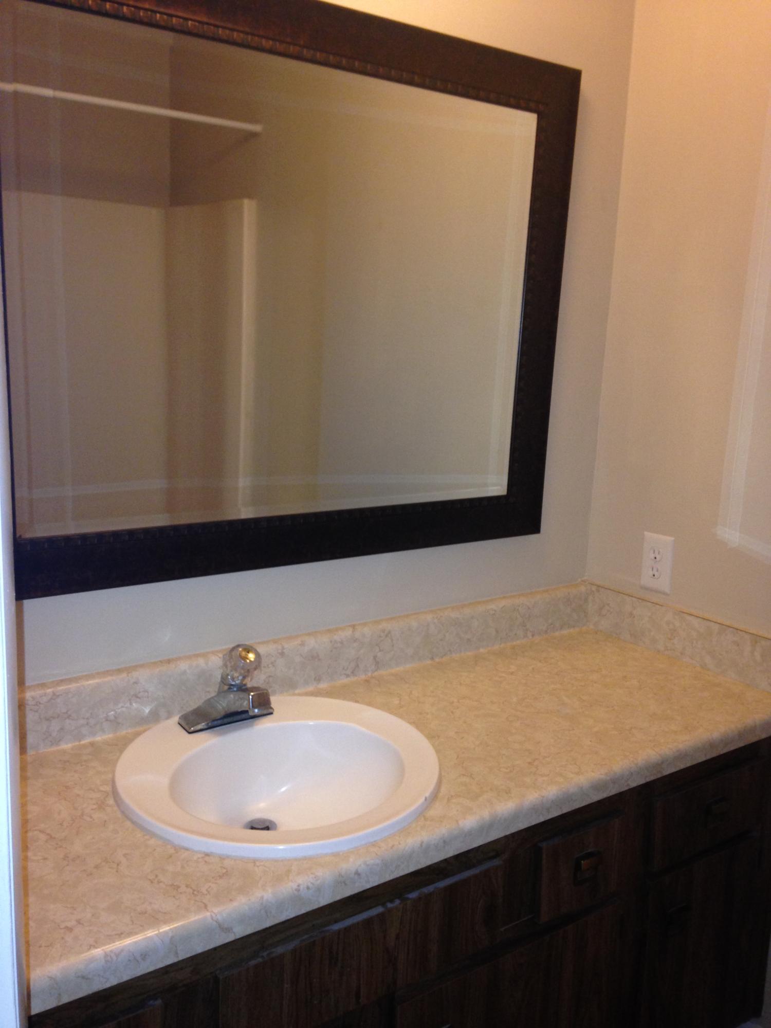 PARKVIEW 610 T/H - Residential Lease