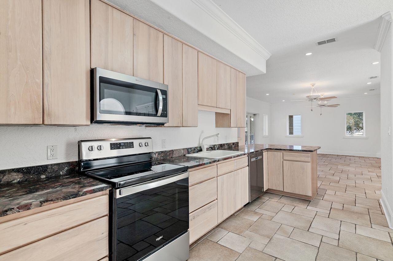 BEACH HIGHLAND 1ST ADD - Residential