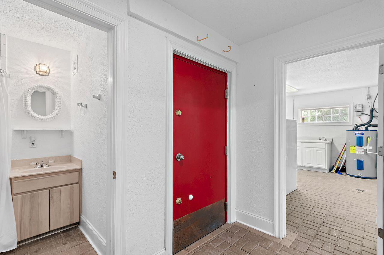 BEACH HIGHLAND 1ST ADD - Residential