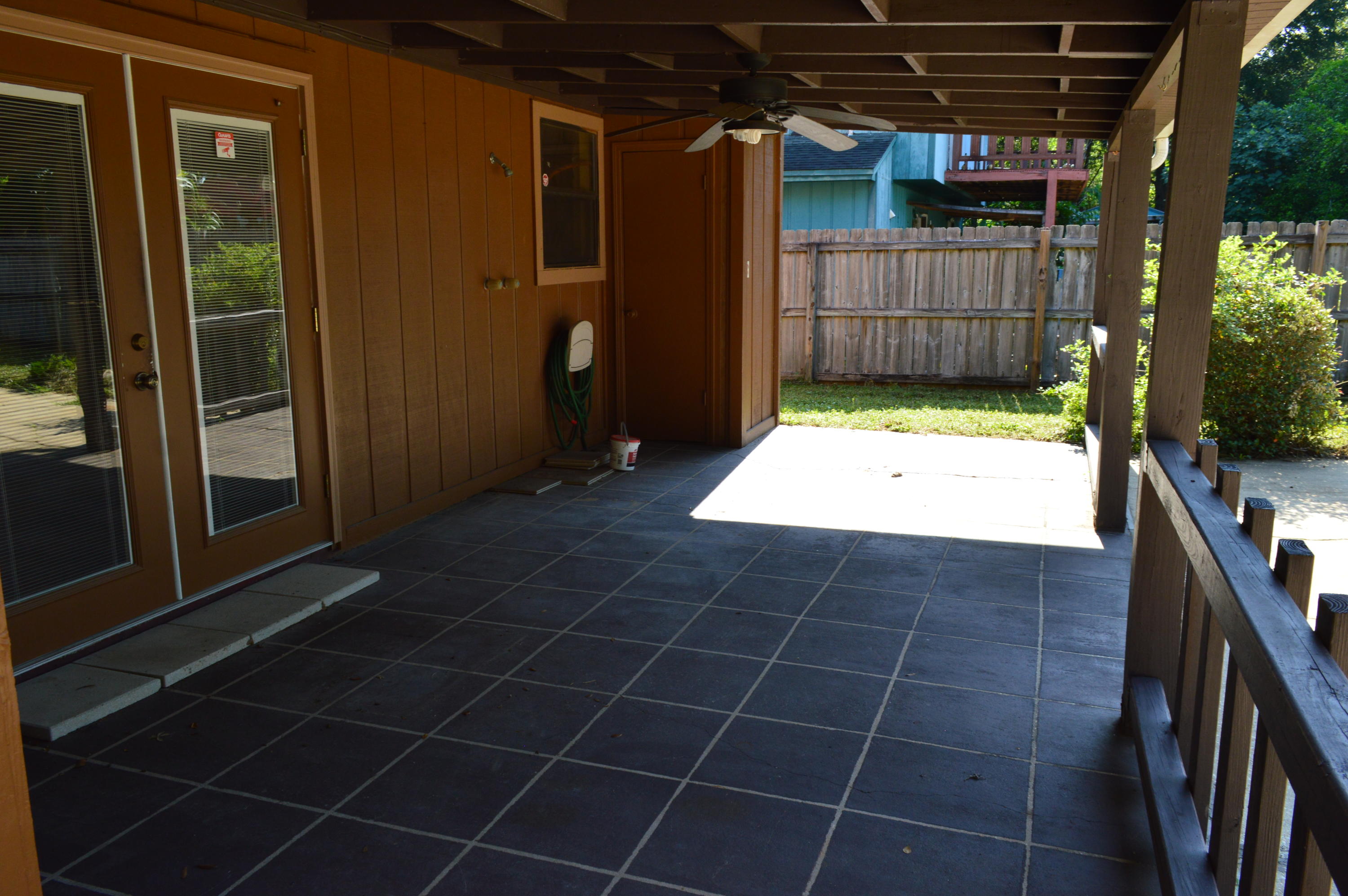 HILLTOP ACRES - Residential