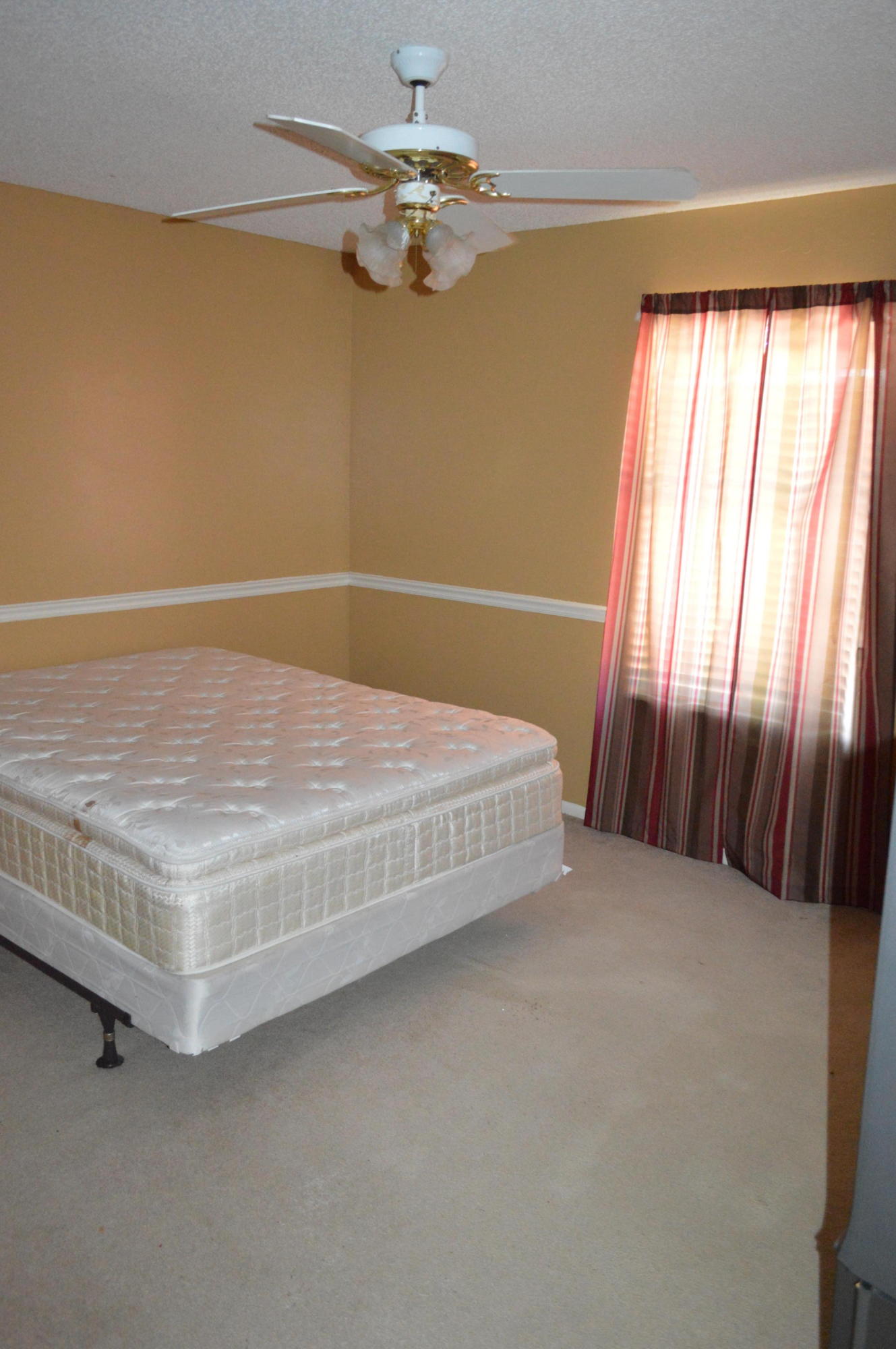 HILLTOP ACRES - Residential