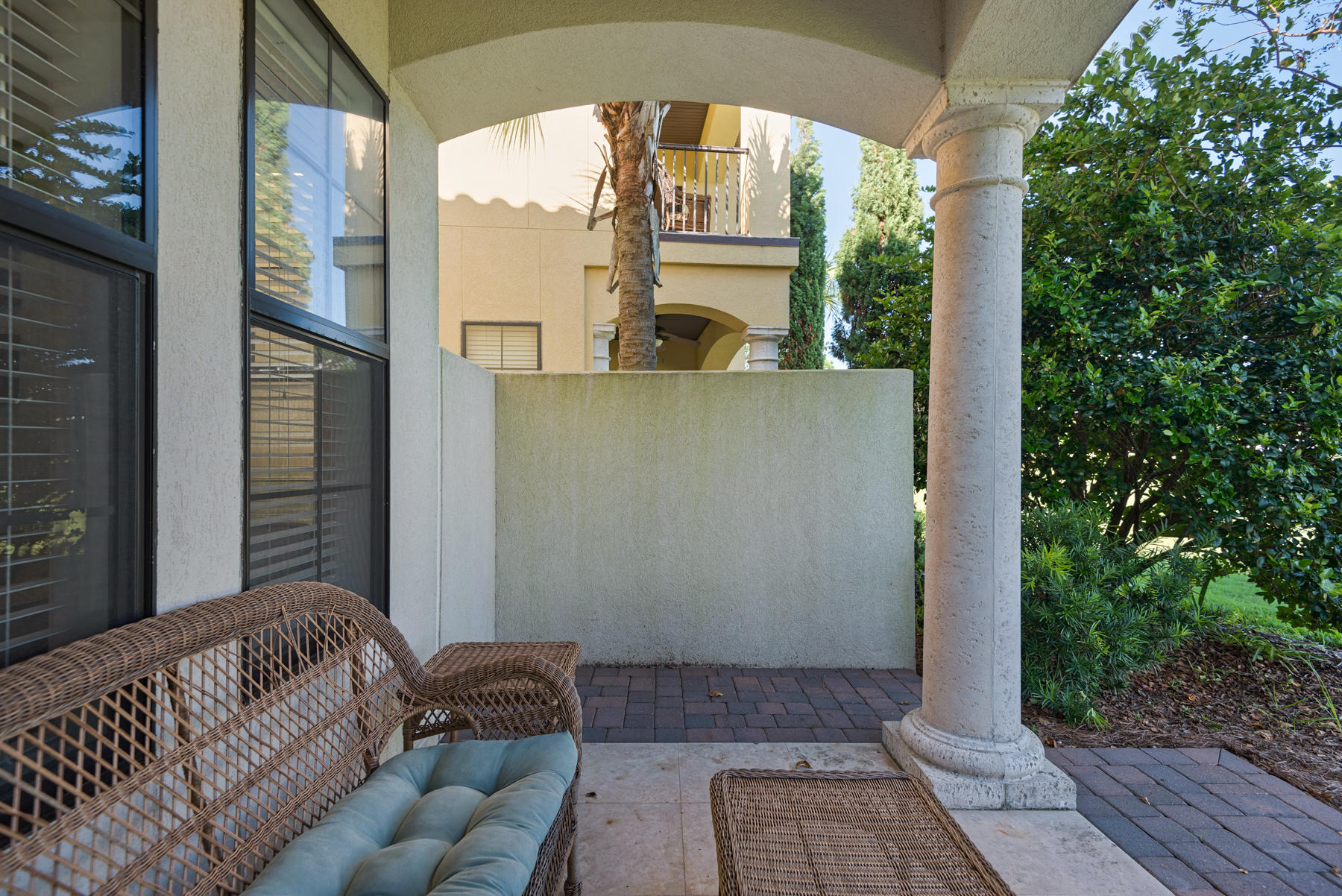 VILLA LAGO - Residential