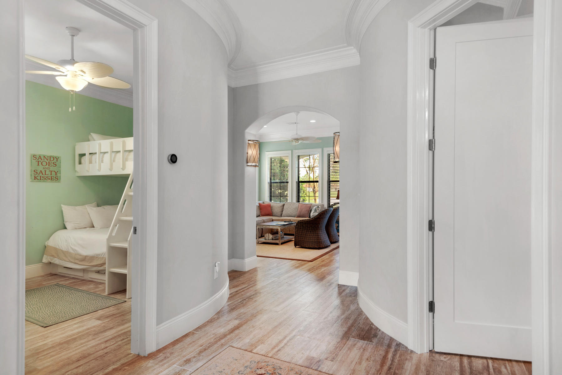 VILLA LAGO - Residential