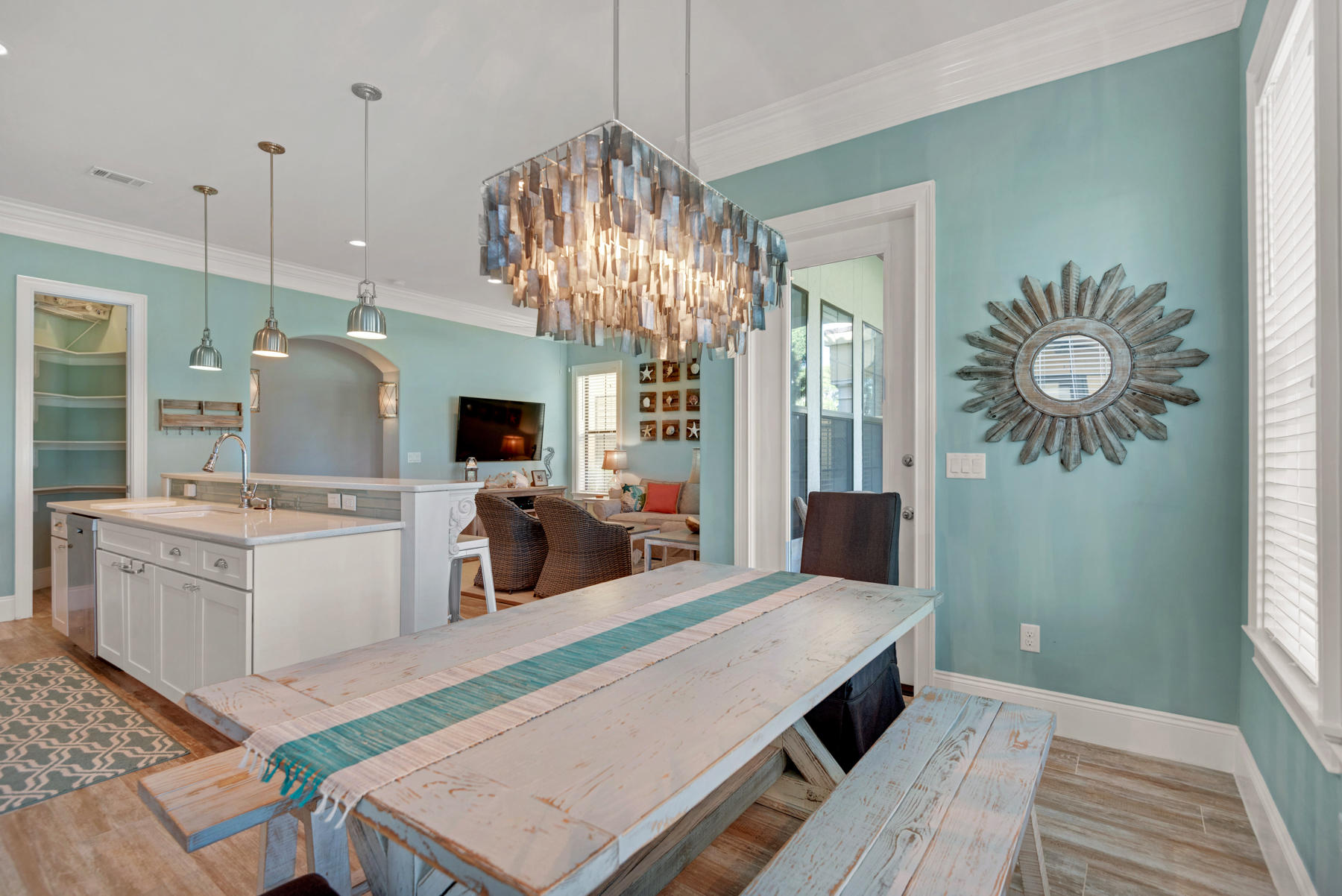 VILLA LAGO - Residential