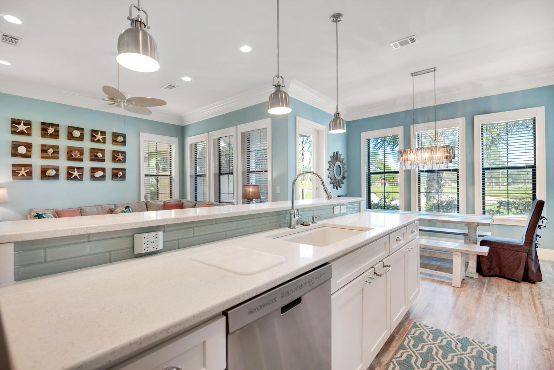 VILLA LAGO - Residential