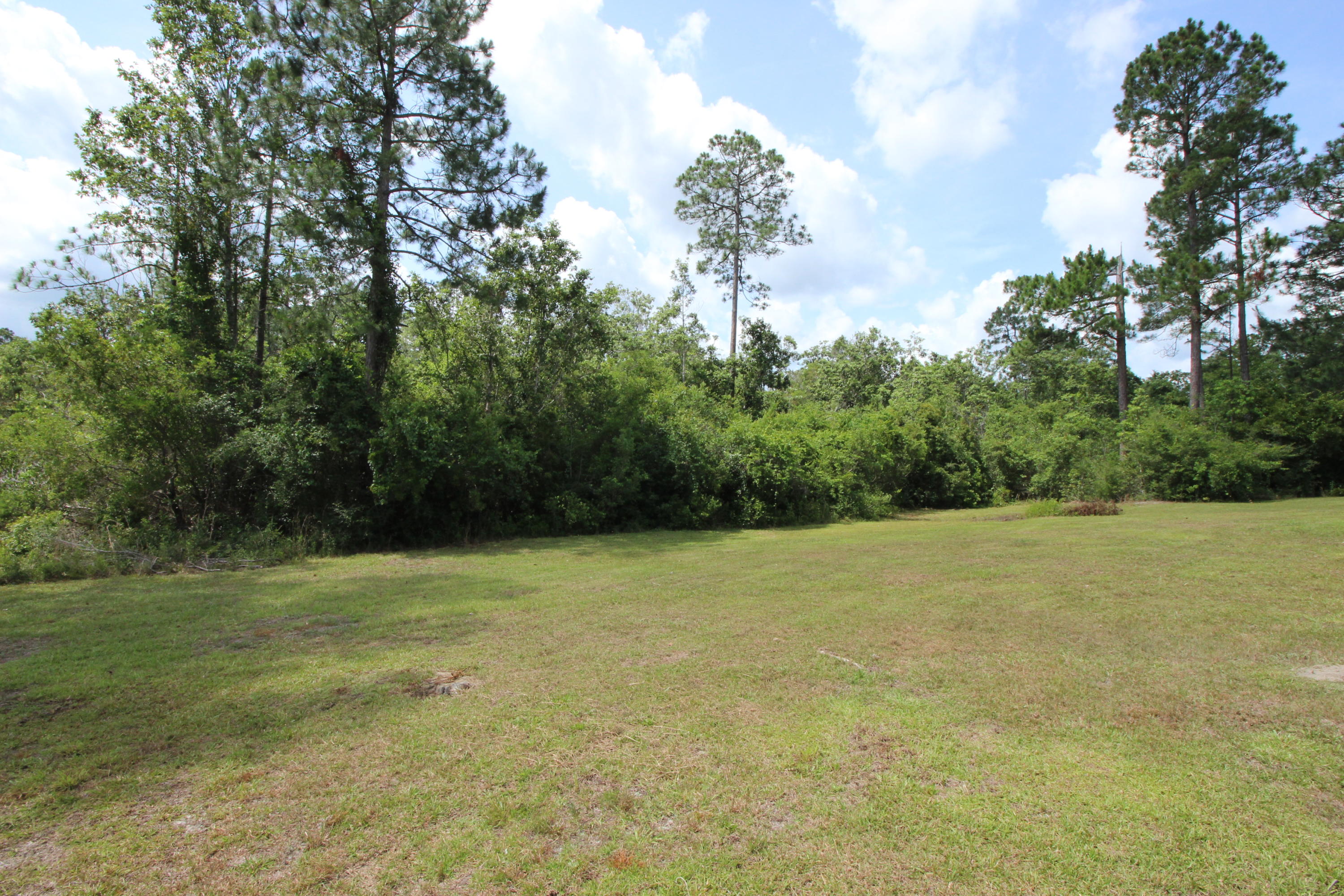 HIDDEN LAKES ESTATES - Residential