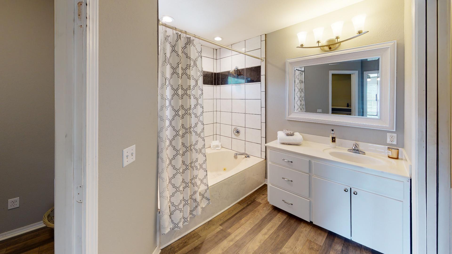 HIDDEN LAKES ESTATES - Residential