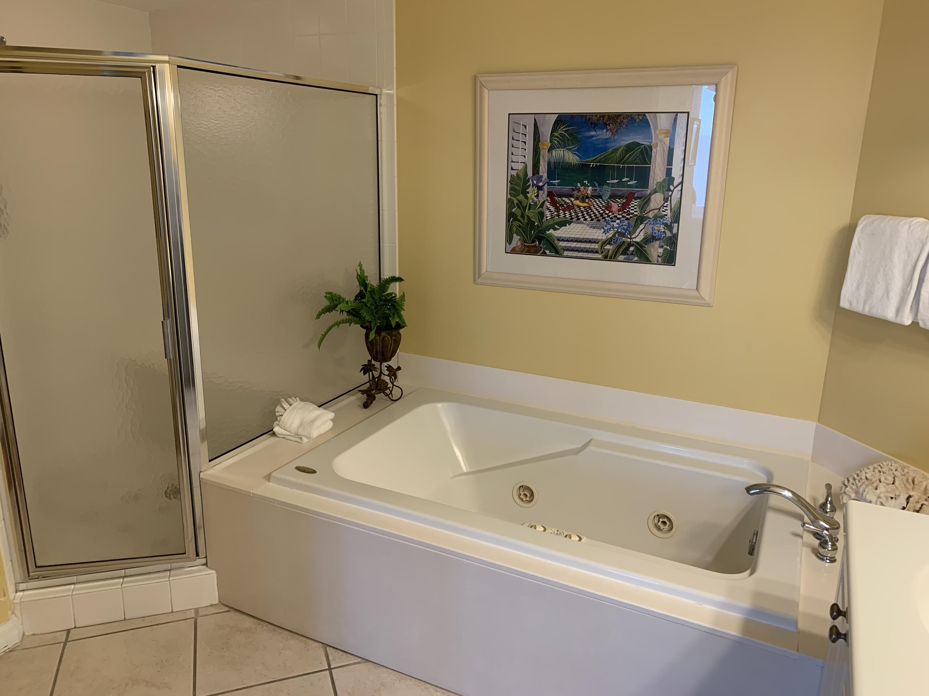 ST. MAARTEN AT SILVER SHELLS - Residential