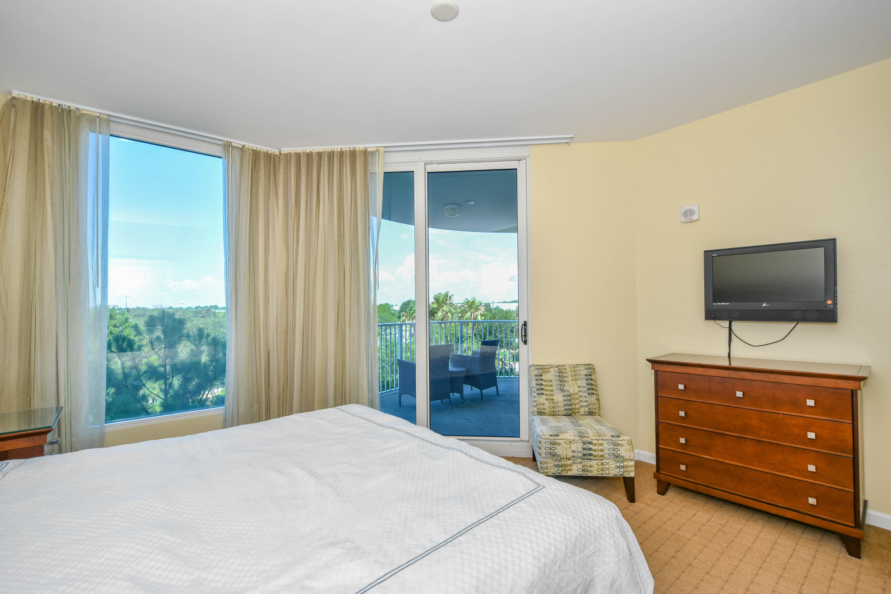 THE PALMS OF DESTIN - Residential