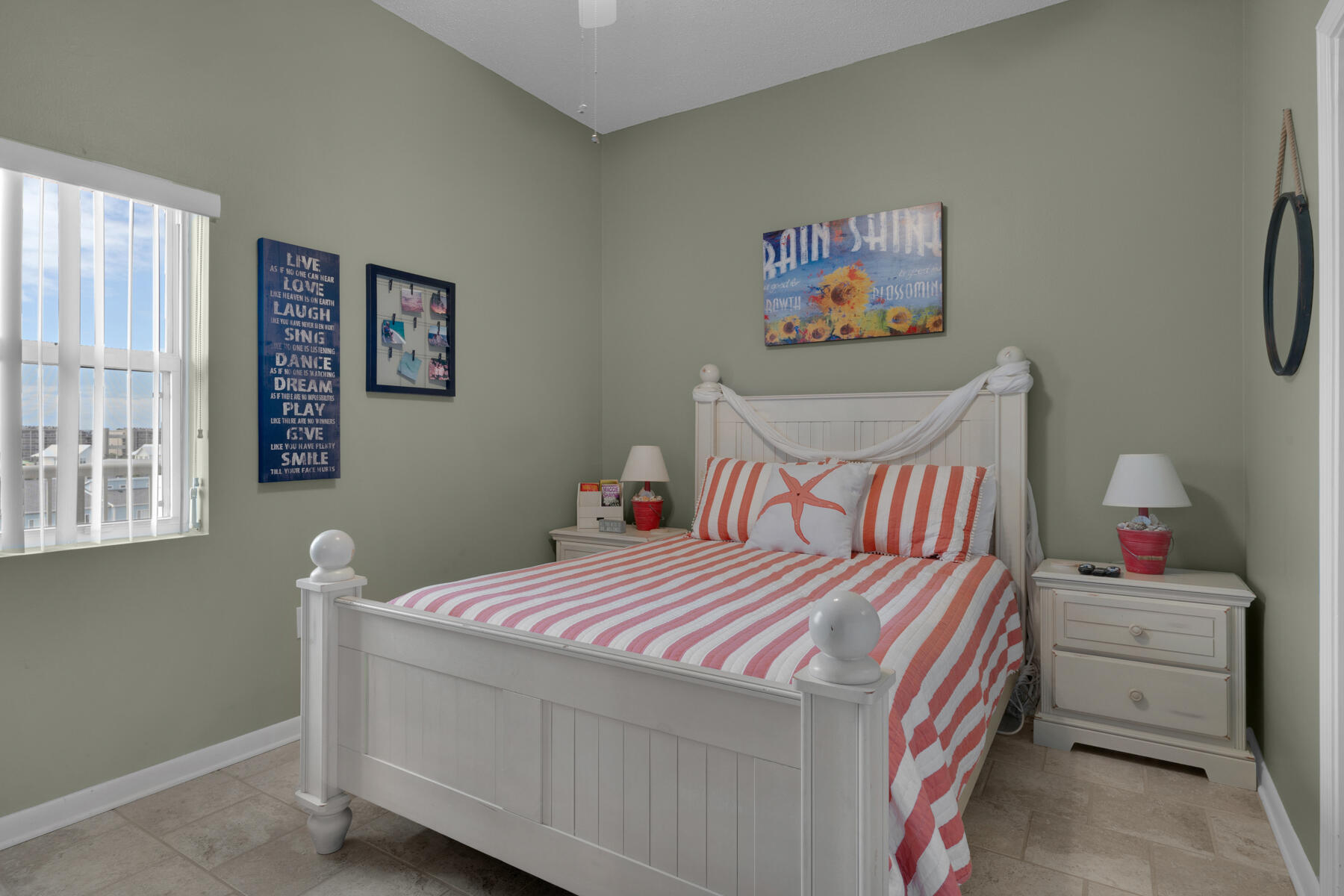 PALM COURT YACHT CLUB - Residential