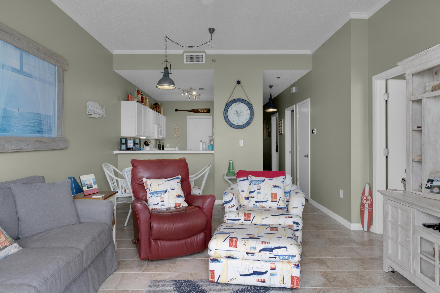 PALM COURT YACHT CLUB - Residential