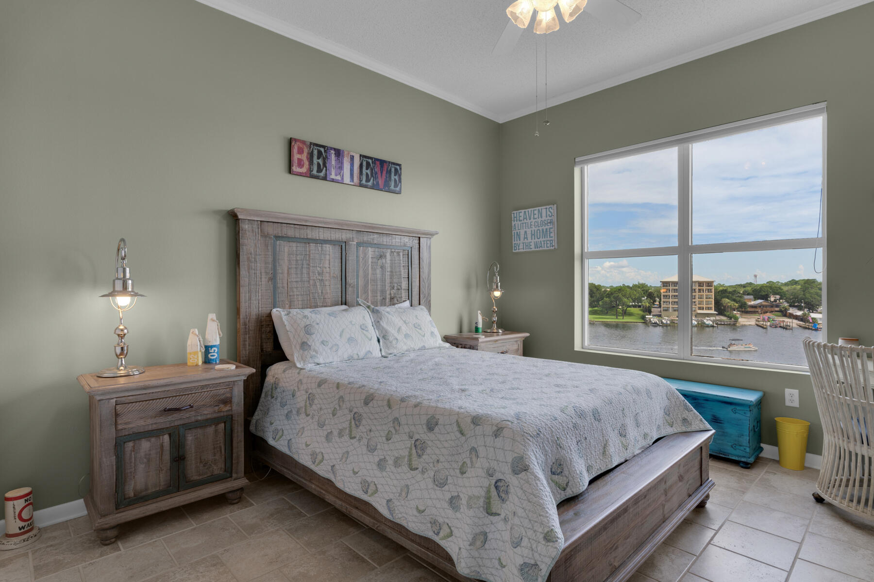 PALM COURT YACHT CLUB - Residential