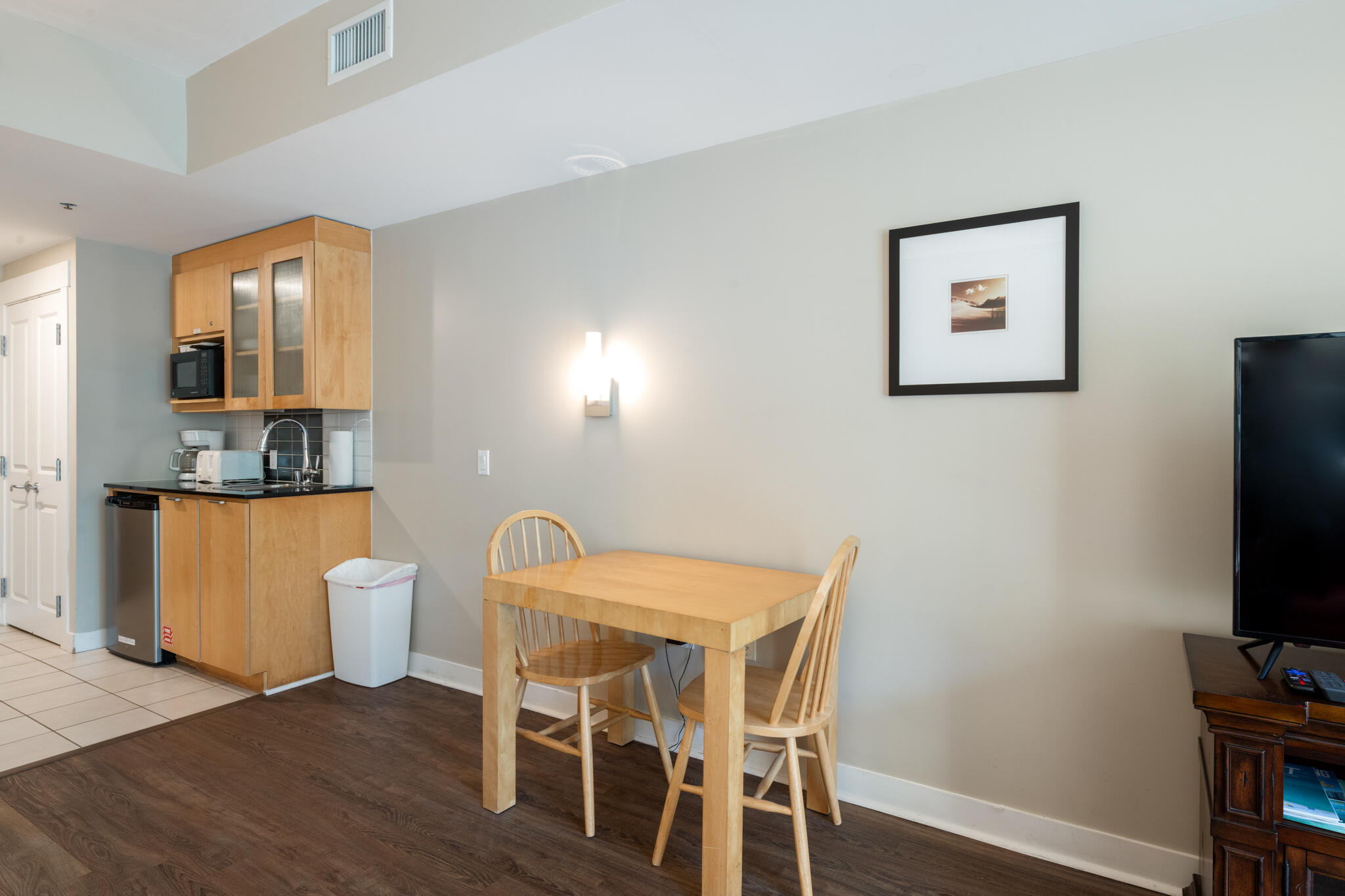 BAHIA CONDO - Residential