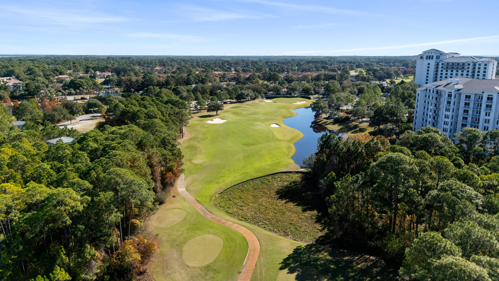 BAHIA CONDO - Residential