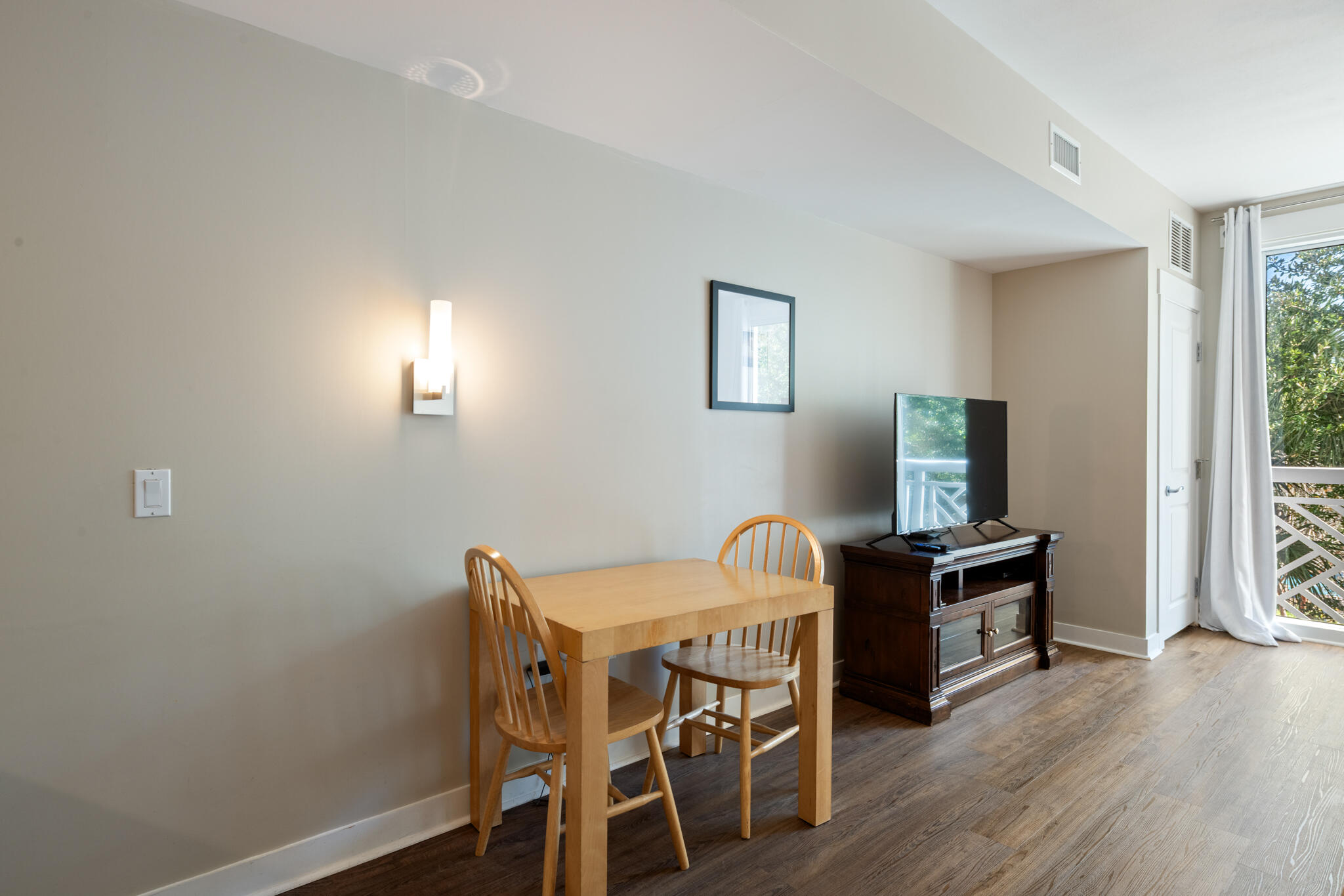 BAHIA CONDO - Residential