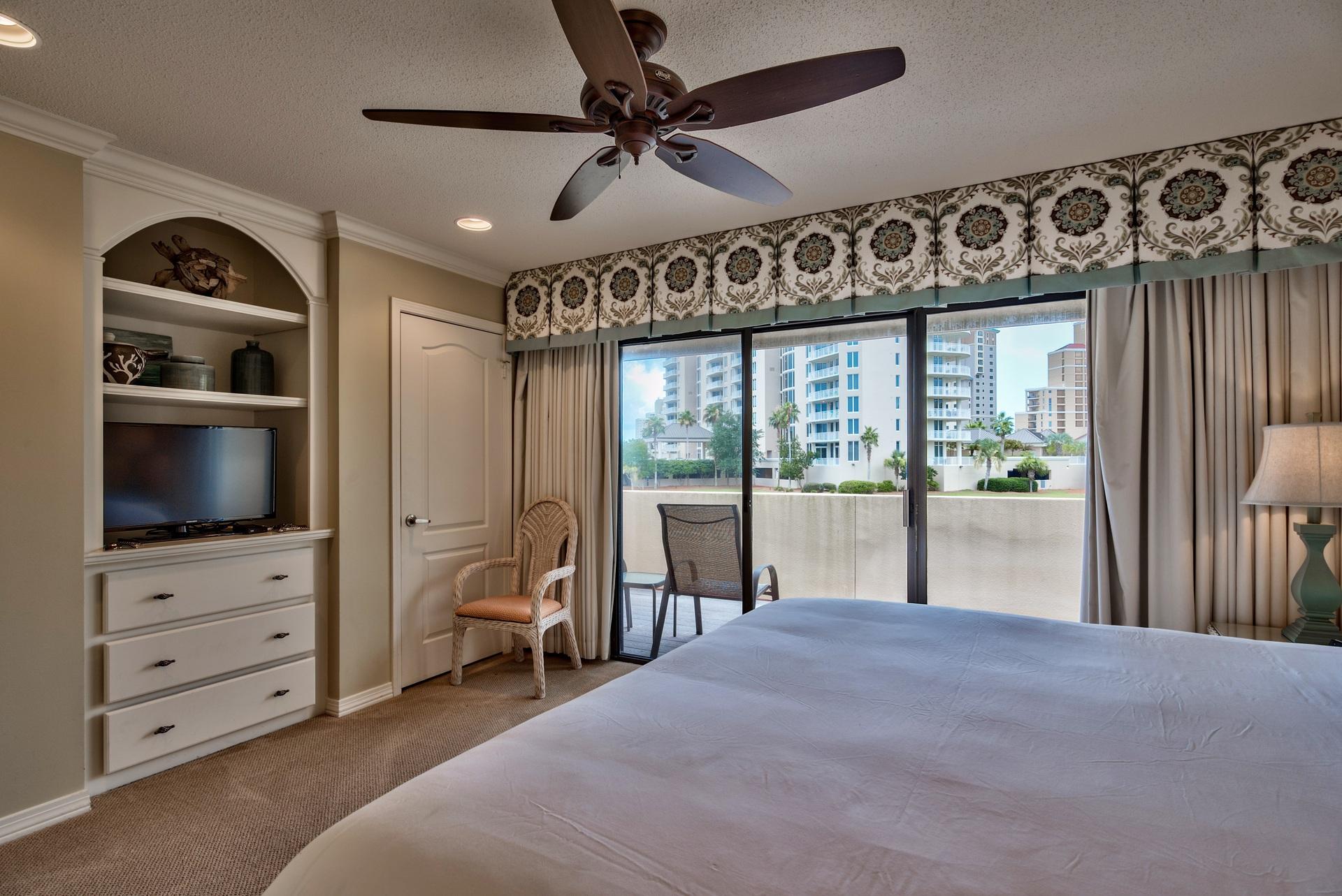 BEACHWALK VILLAS - Residential