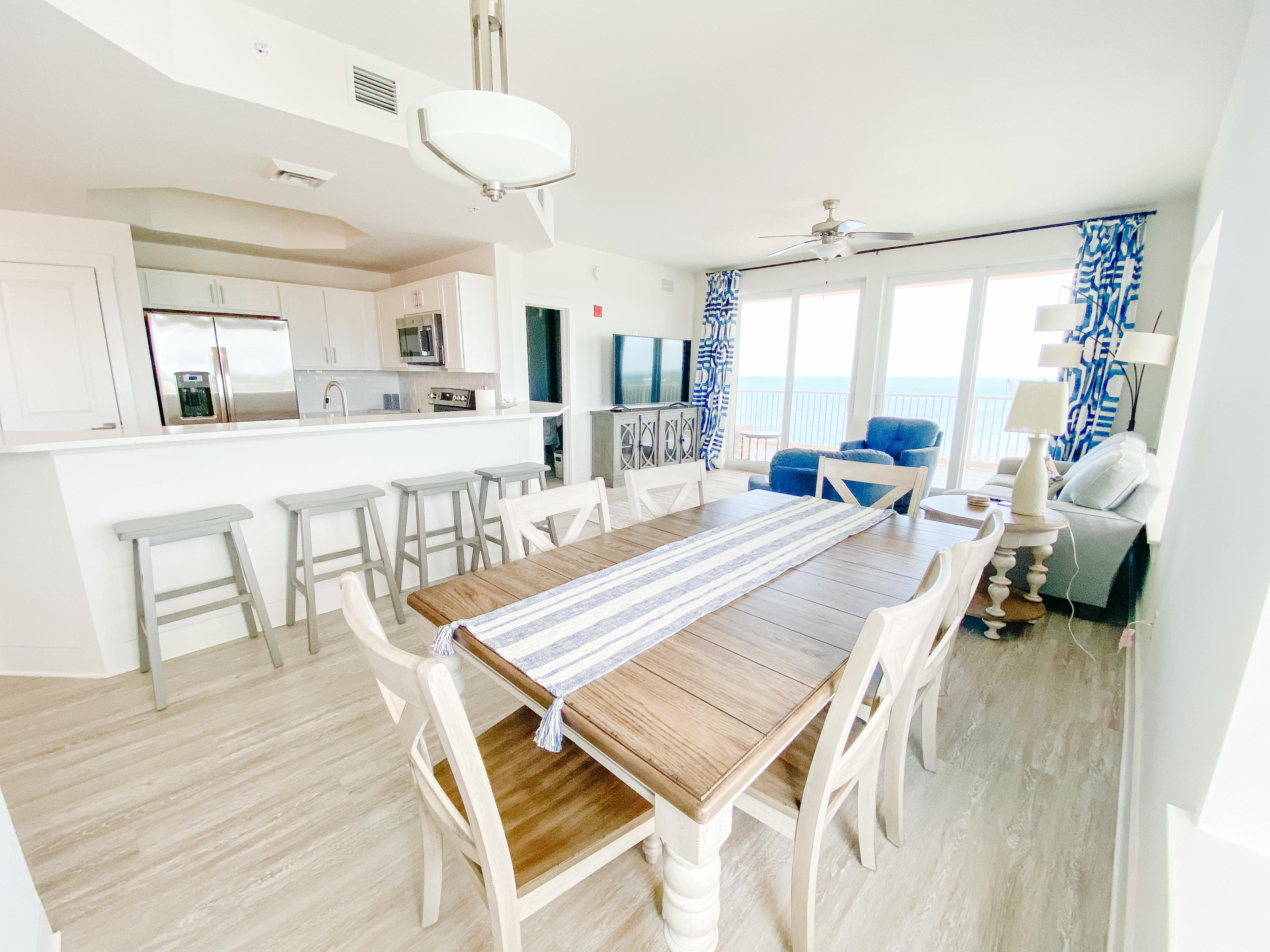 Calypso Towers III - Residential