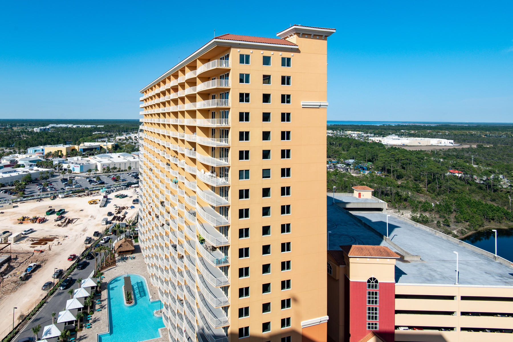 Calypso Towers III - Residential