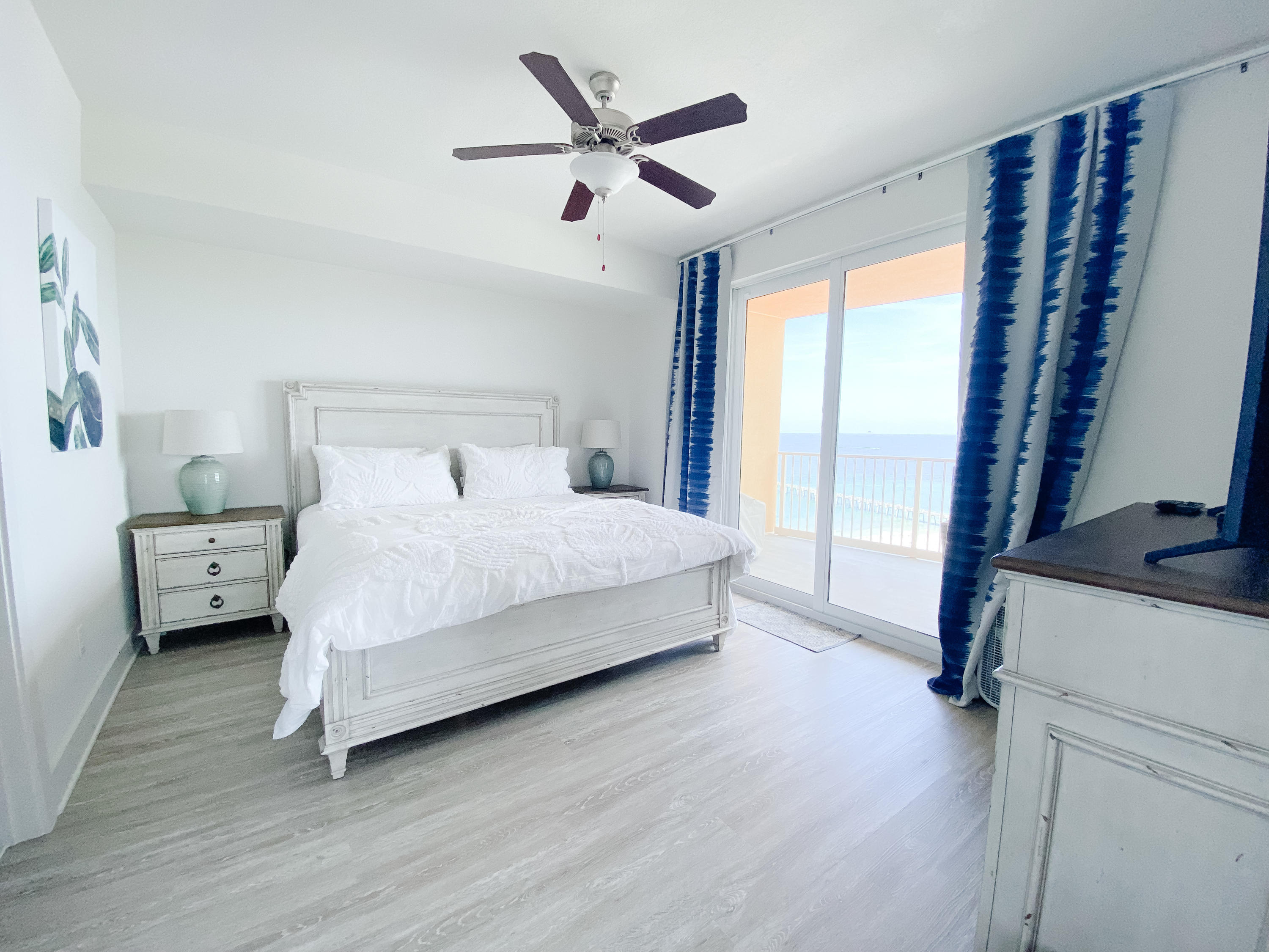 Calypso Towers III - Residential