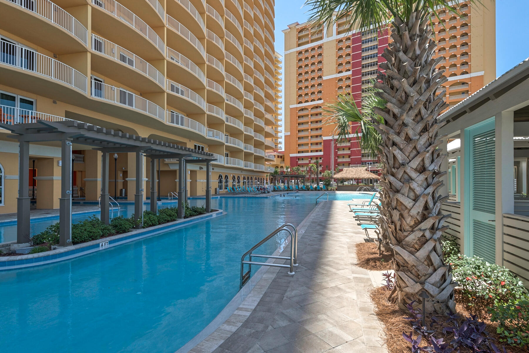 Calypso Towers III - Residential