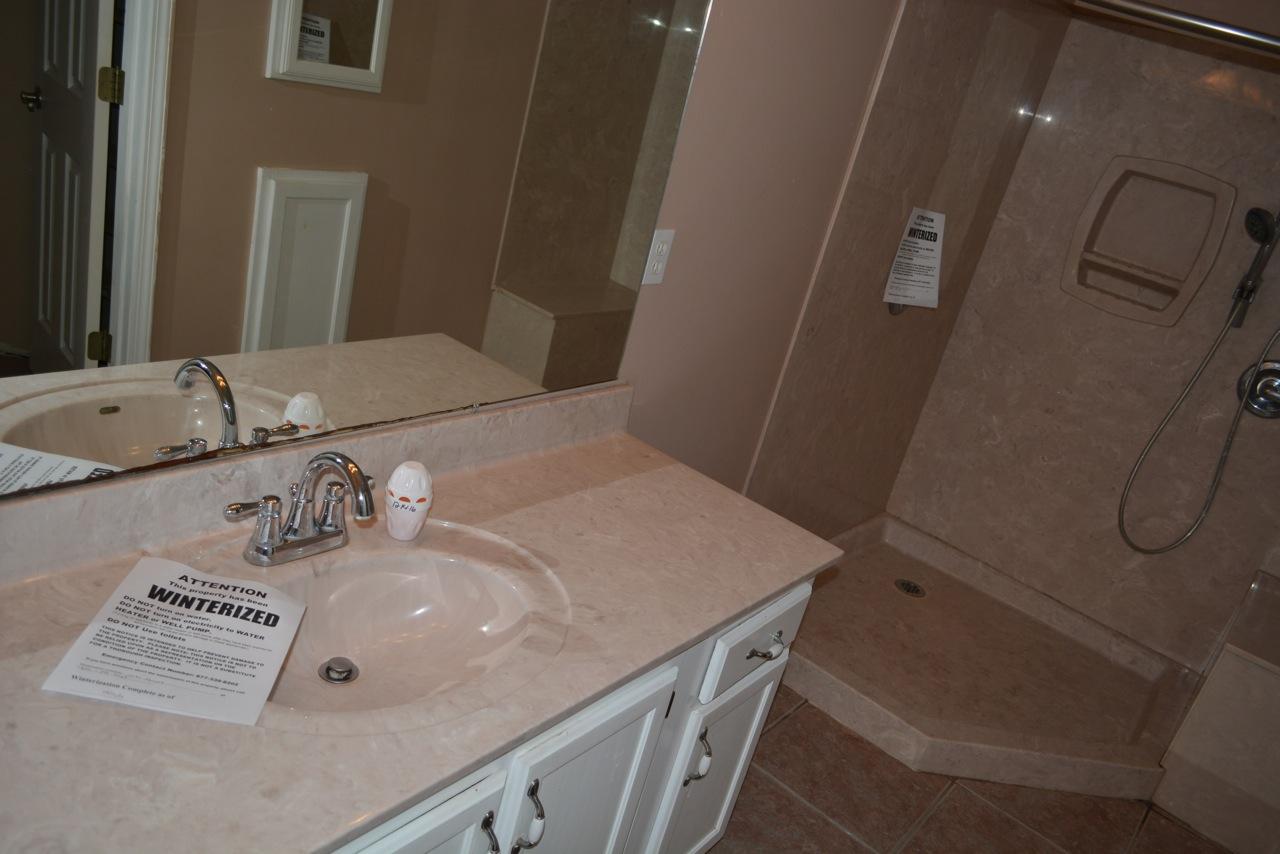 CANTERBURY WOODS 1ST ADDN - Residential