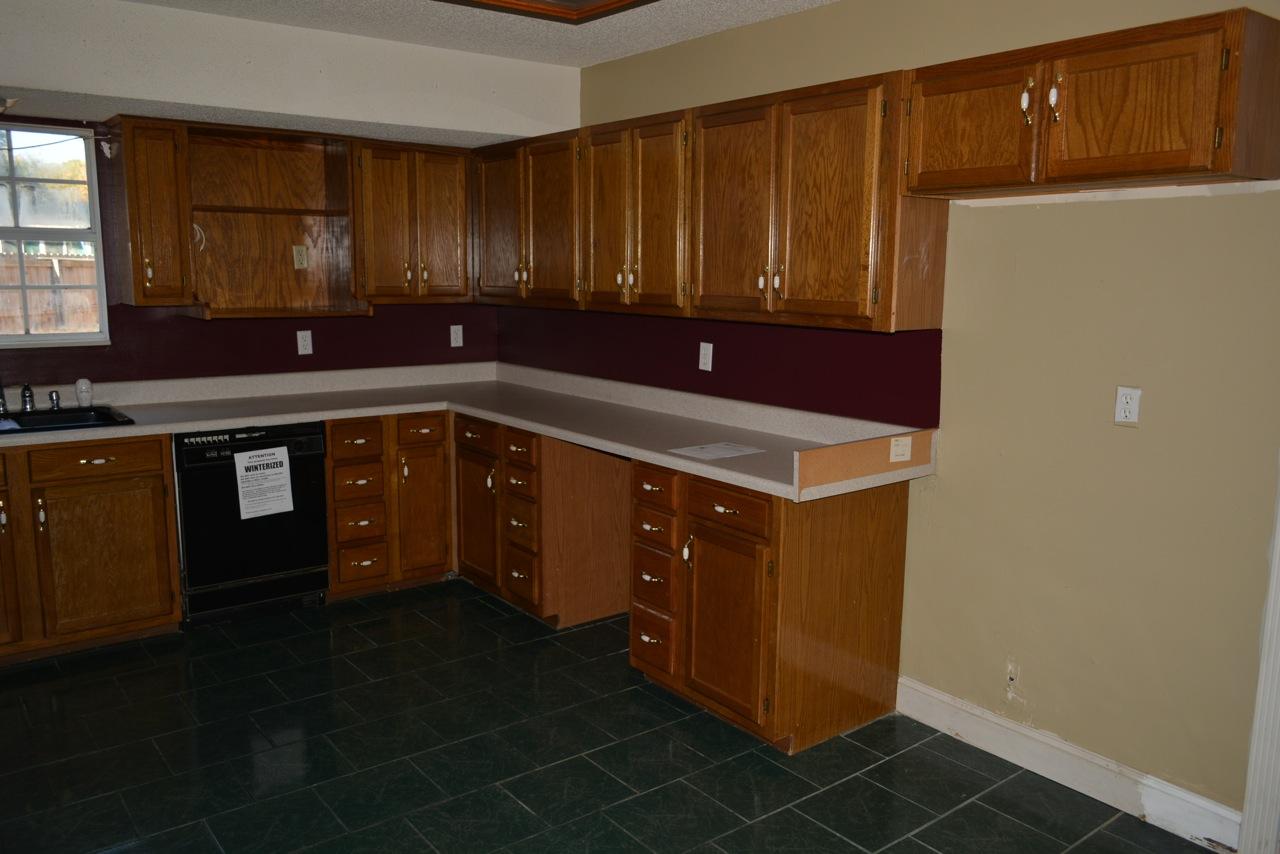 CANTERBURY WOODS 1ST ADDN - Residential