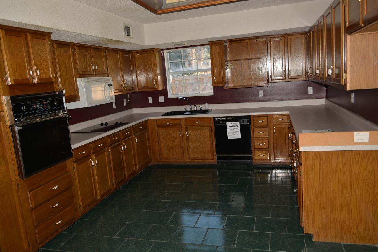 CANTERBURY WOODS 1ST ADDN - Residential