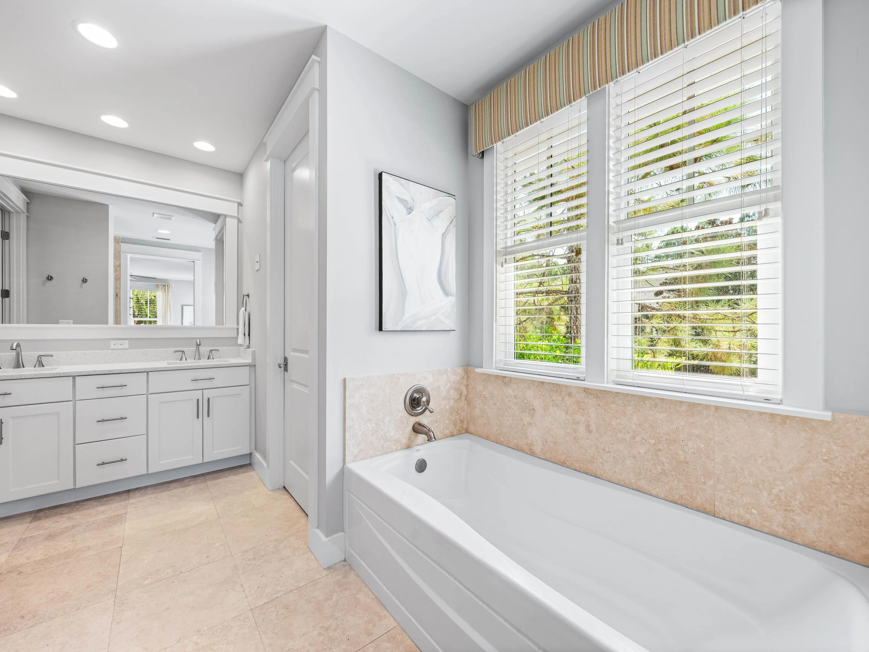 Watersound, Florida 32461, United States, 3 Bedrooms Bedrooms, ,3 BathroomsBathrooms,Residential,Active,252558