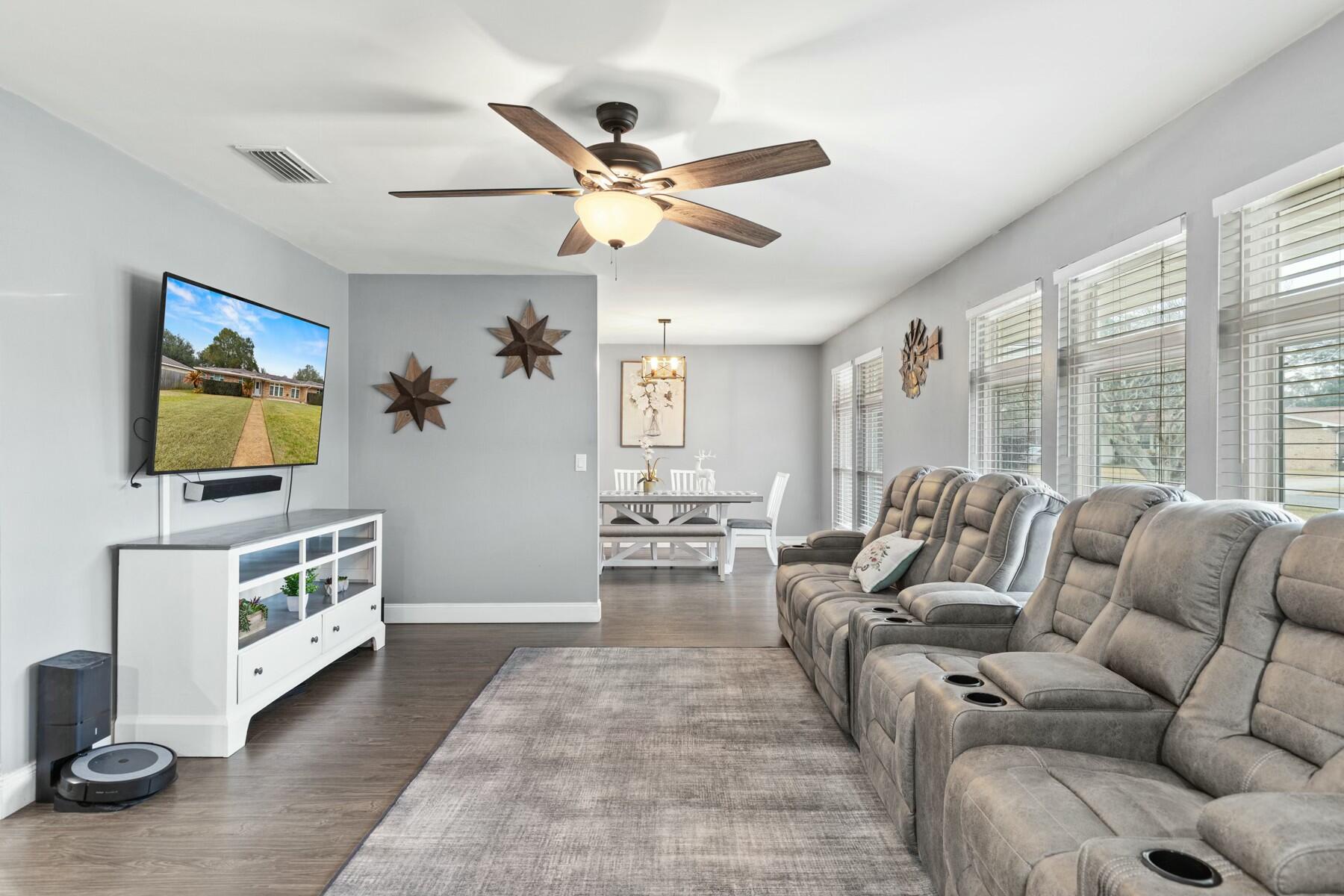 KENWOOD S/D 3RD ADDN - Residential