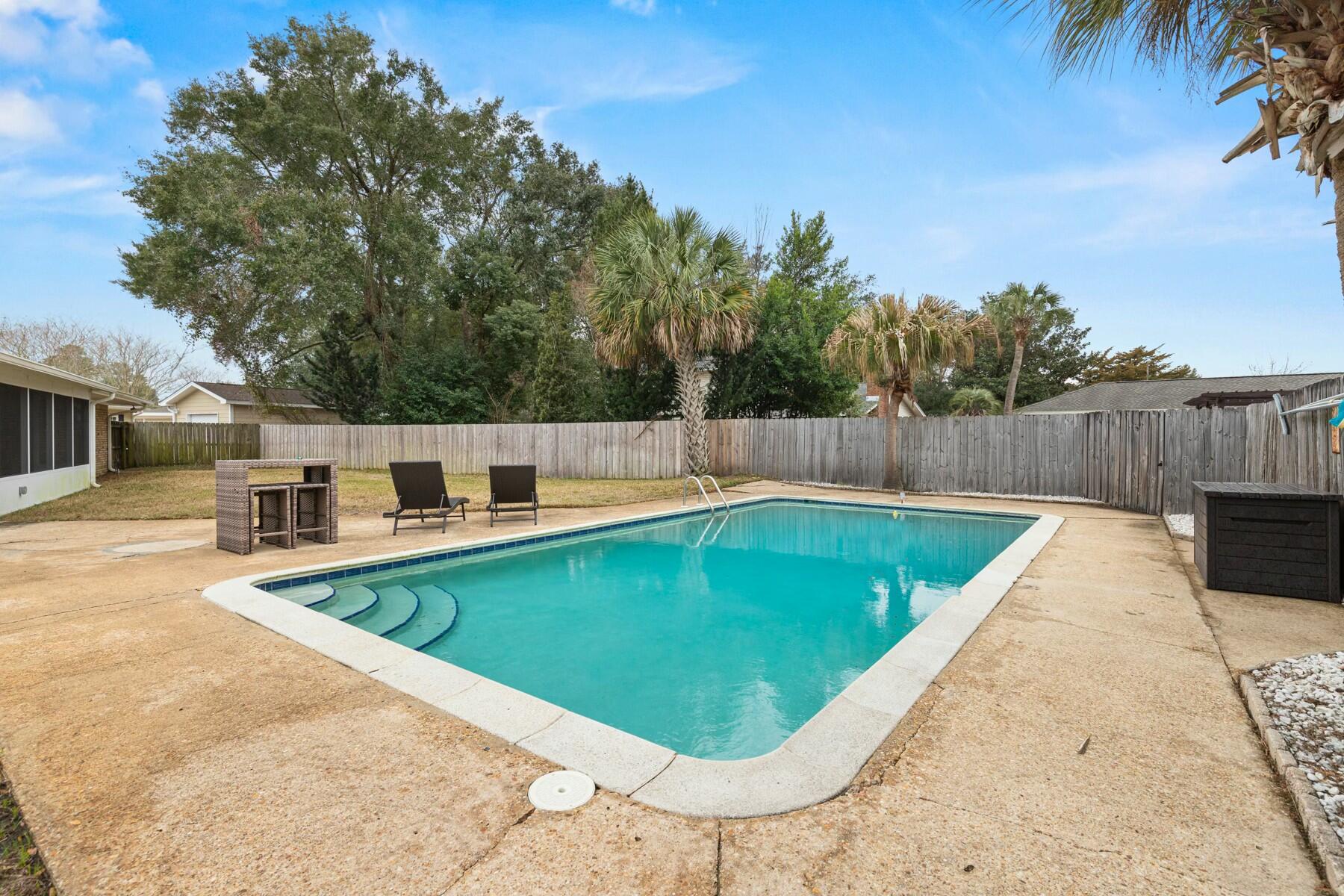 KENWOOD S/D 3RD ADDN - Residential