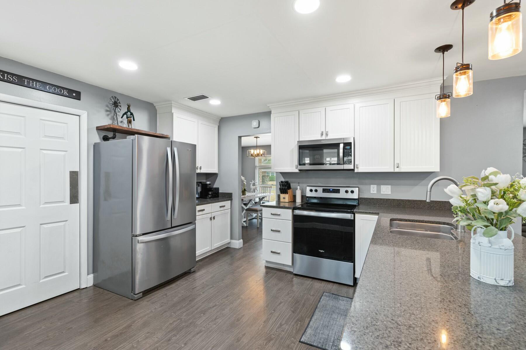 KENWOOD S/D 3RD ADDN - Residential