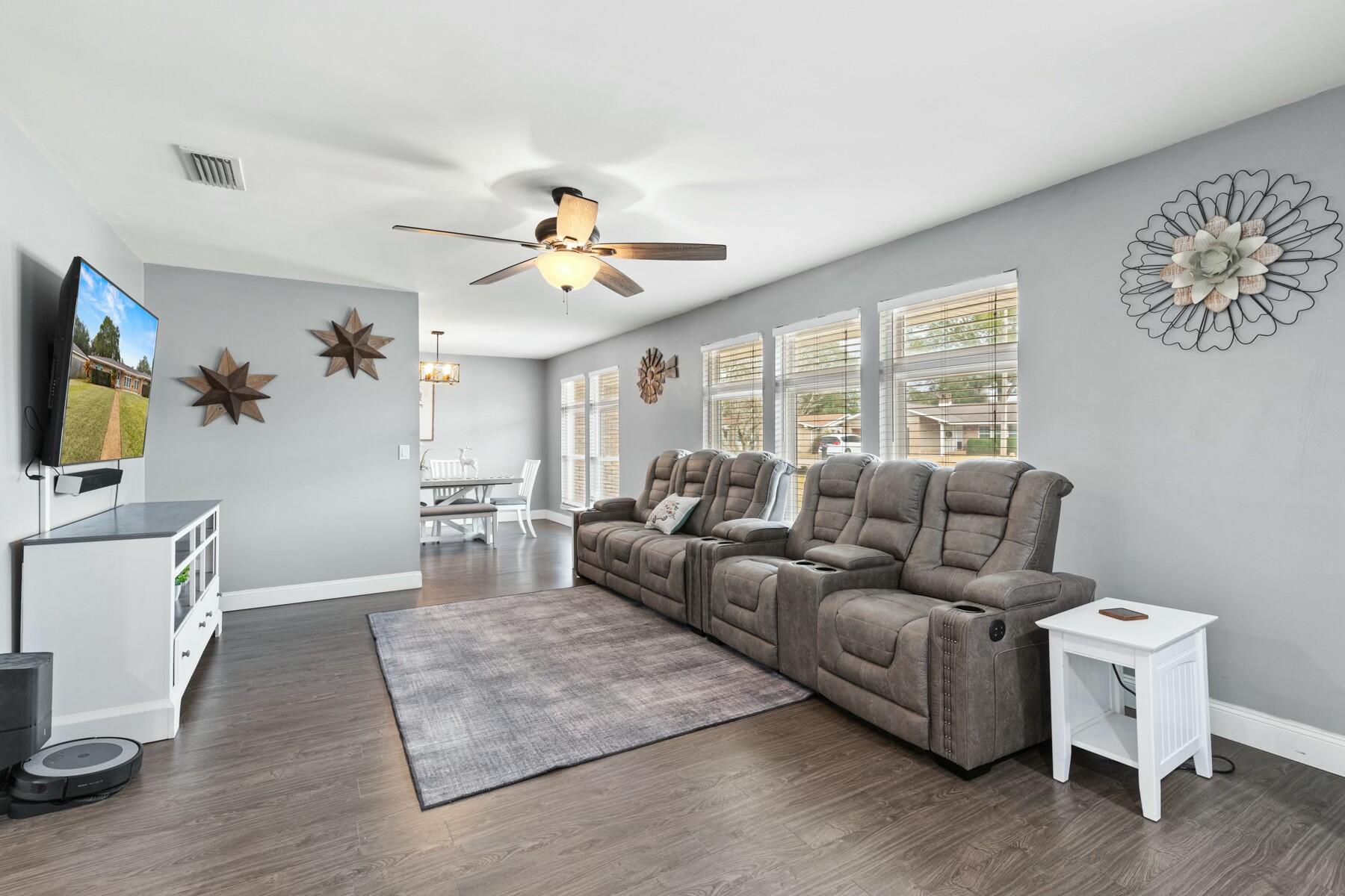 KENWOOD S/D 3RD ADDN - Residential