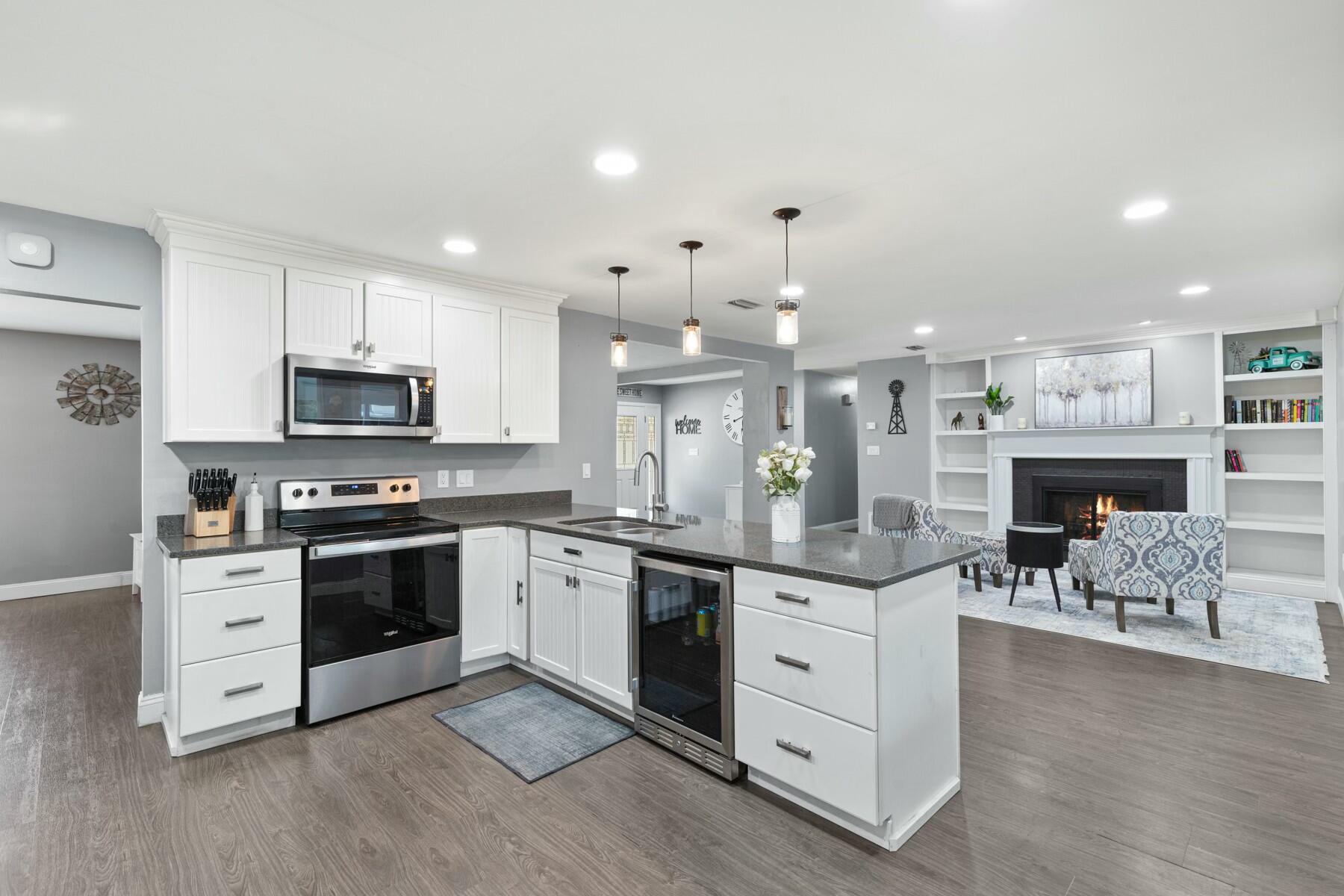 KENWOOD S/D 3RD ADDN - Residential