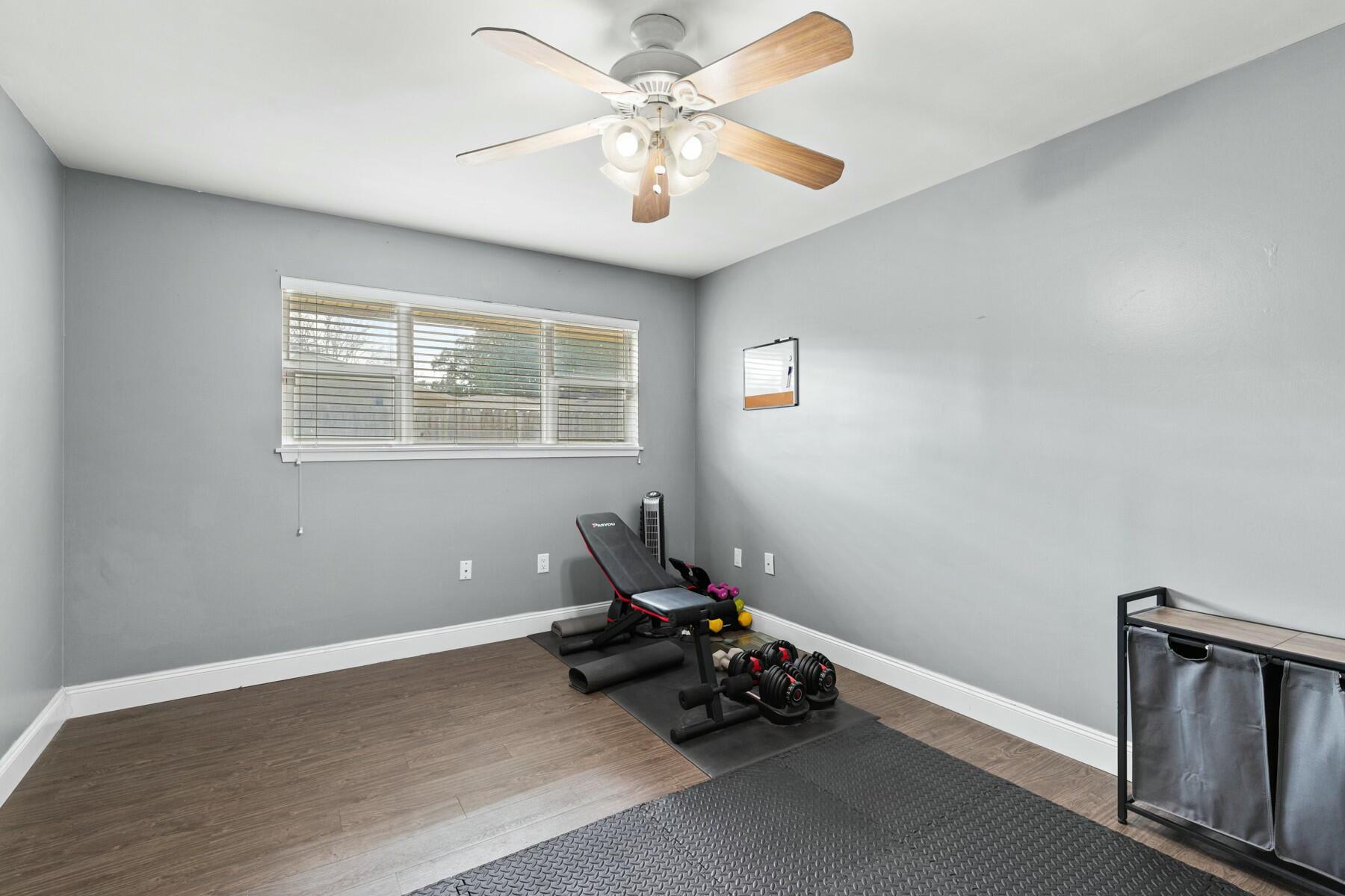 KENWOOD S/D 3RD ADDN - Residential