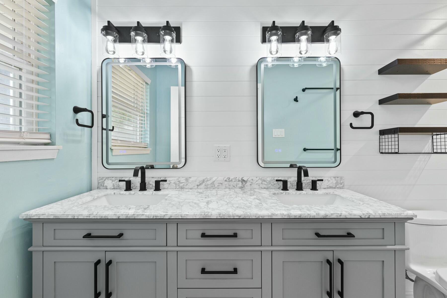 KENWOOD S/D 3RD ADDN - Residential