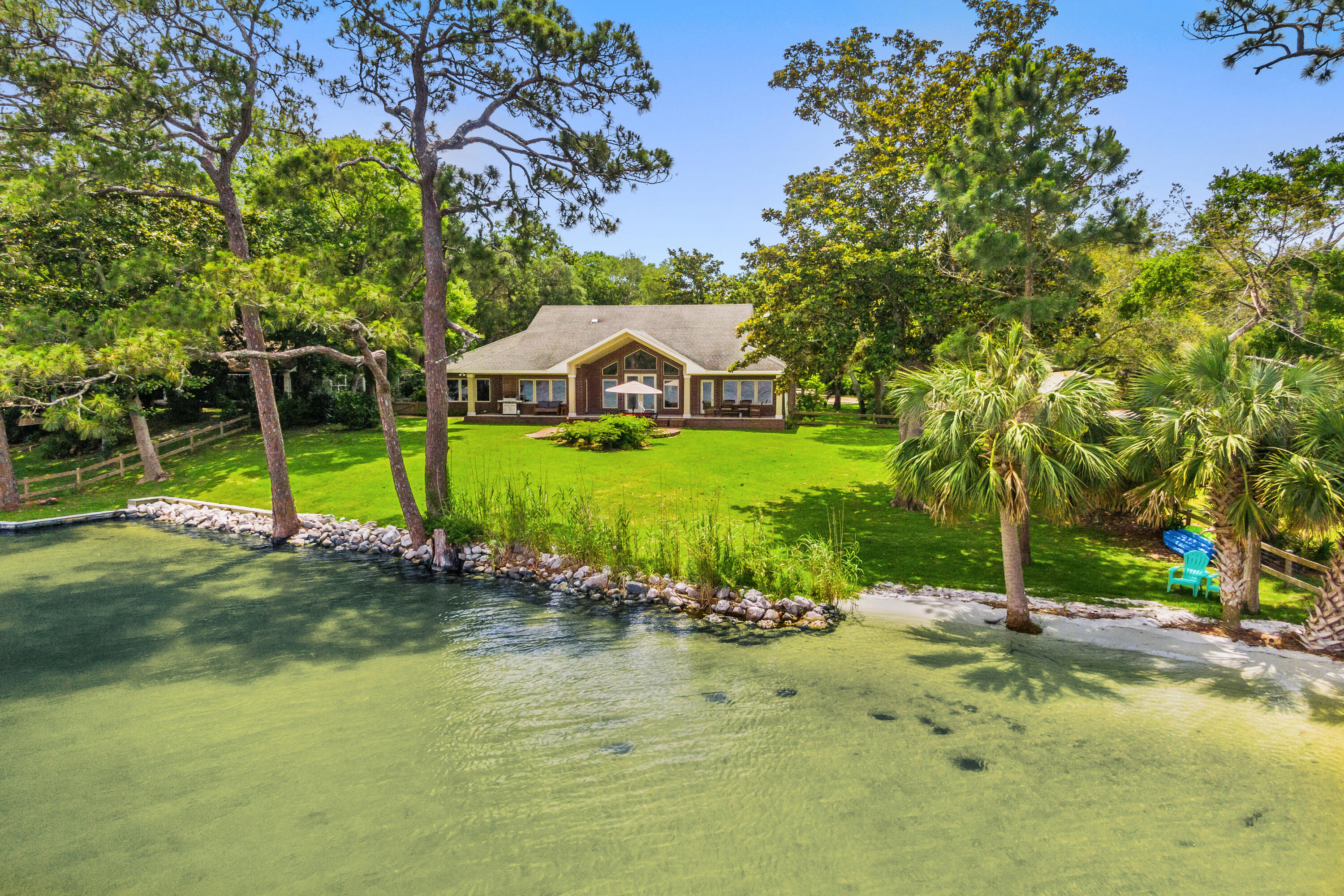 Poquito Bayou - Residential Lease