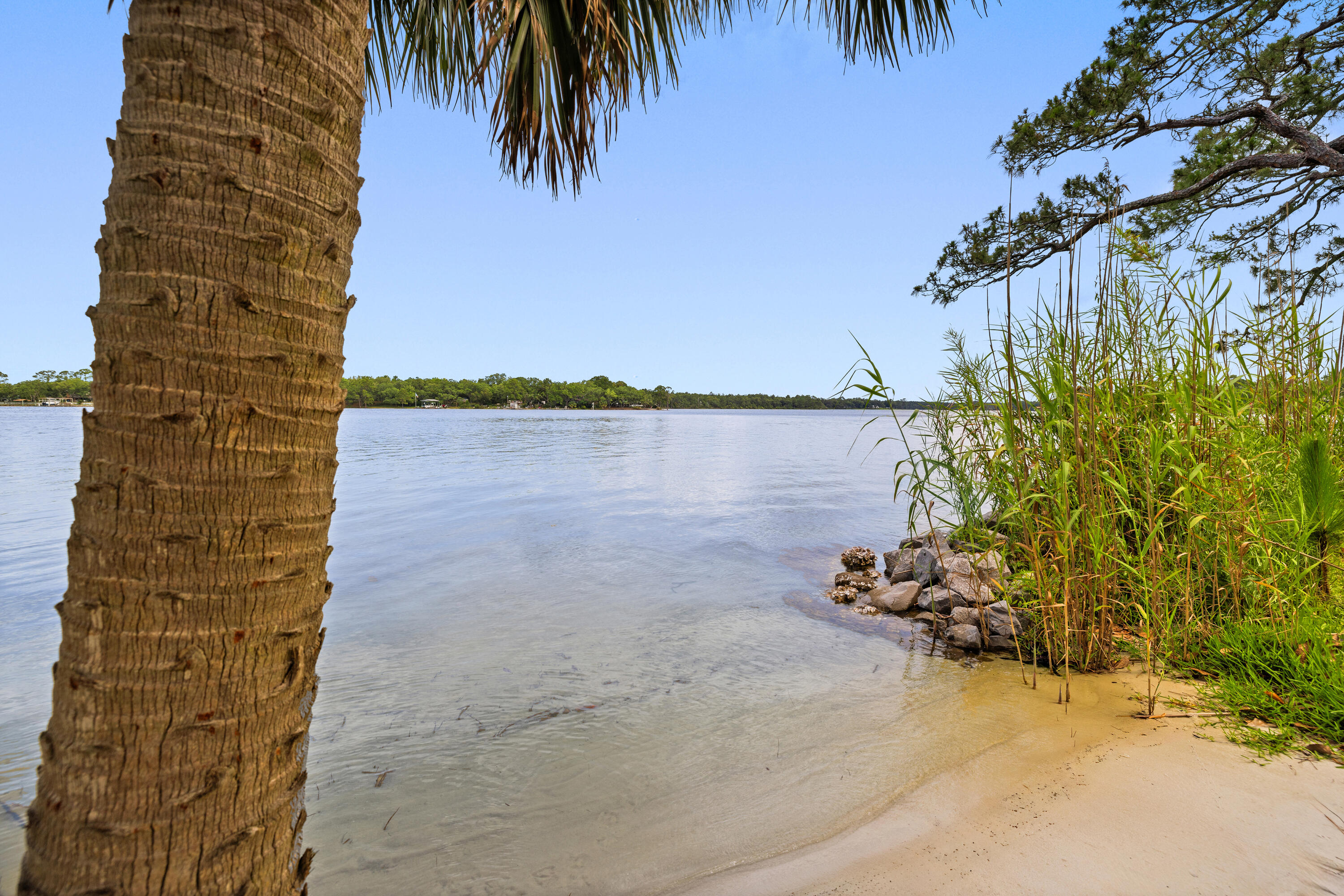 Poquito Bayou - Residential Lease