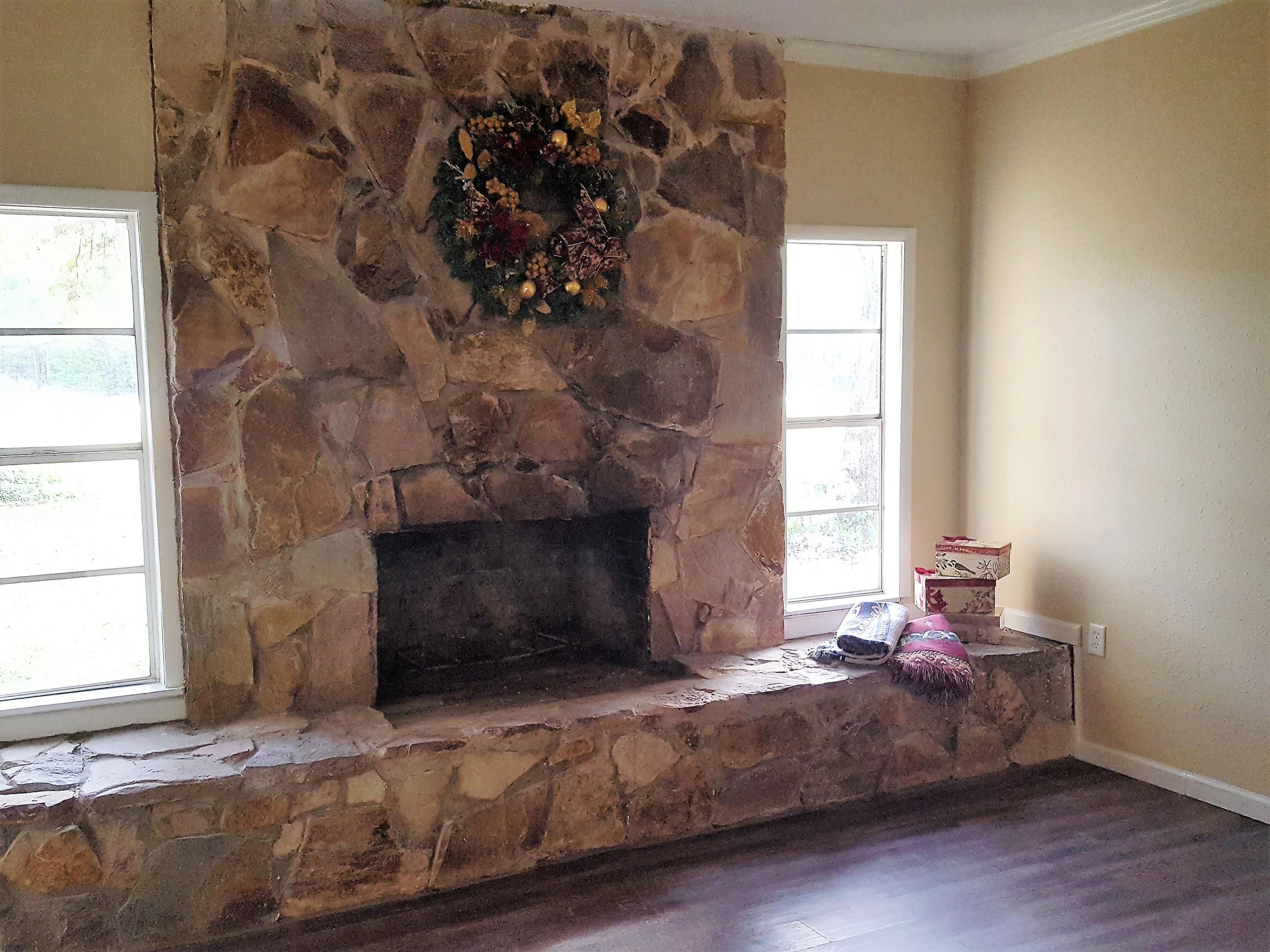 MOSSY HEAD 2 - Residential