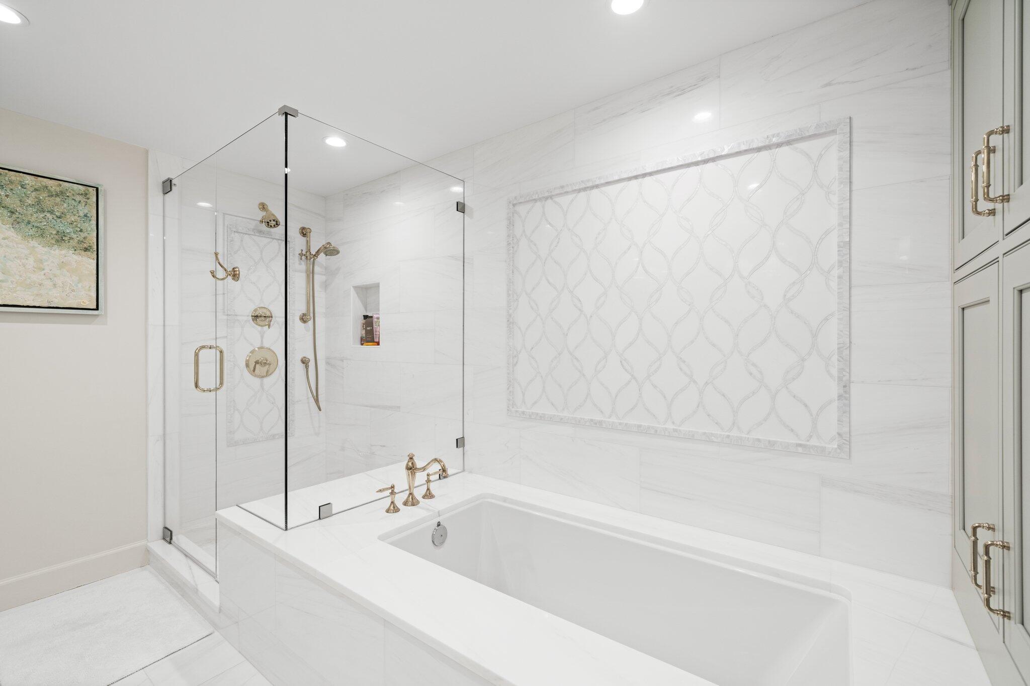 WHITE CLIFFS CONDO - Residential