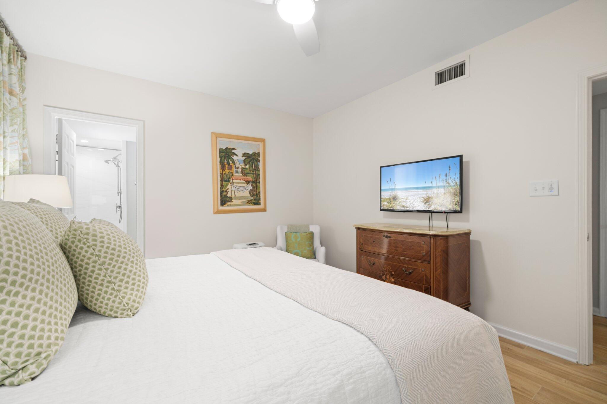 WHITE CLIFFS CONDO - Residential