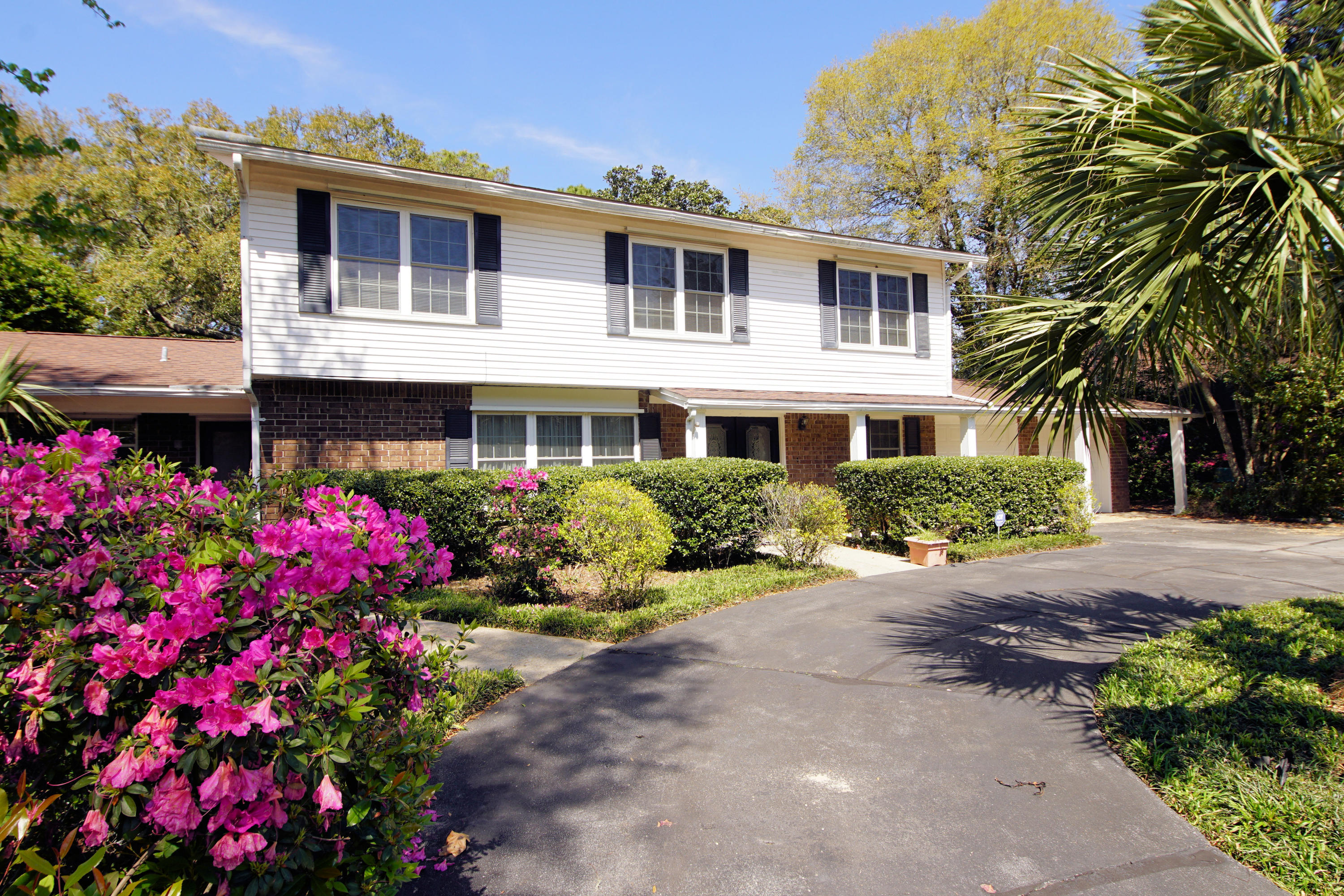 BAYOU POQUITO - Residential