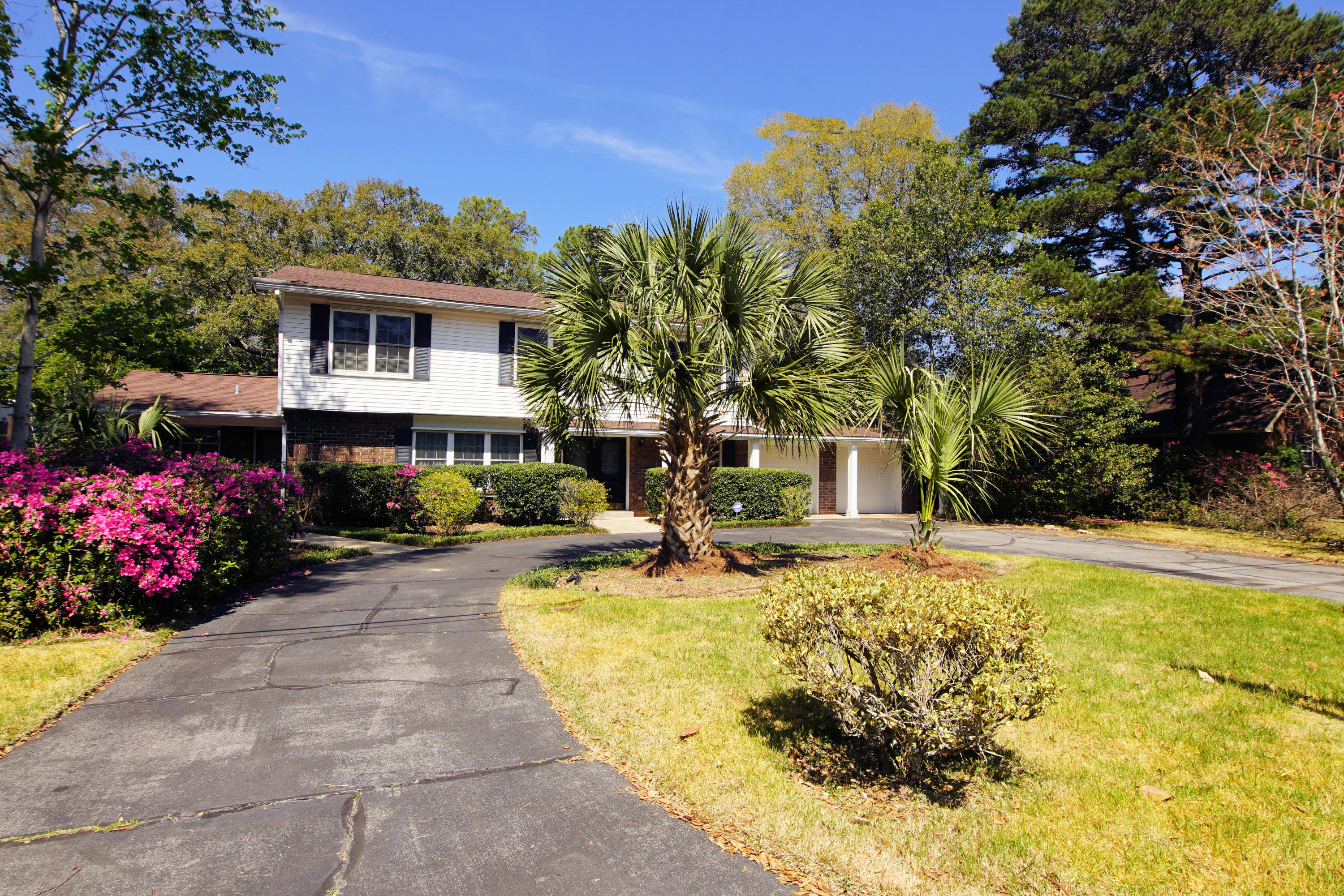 BAYOU POQUITO - Residential