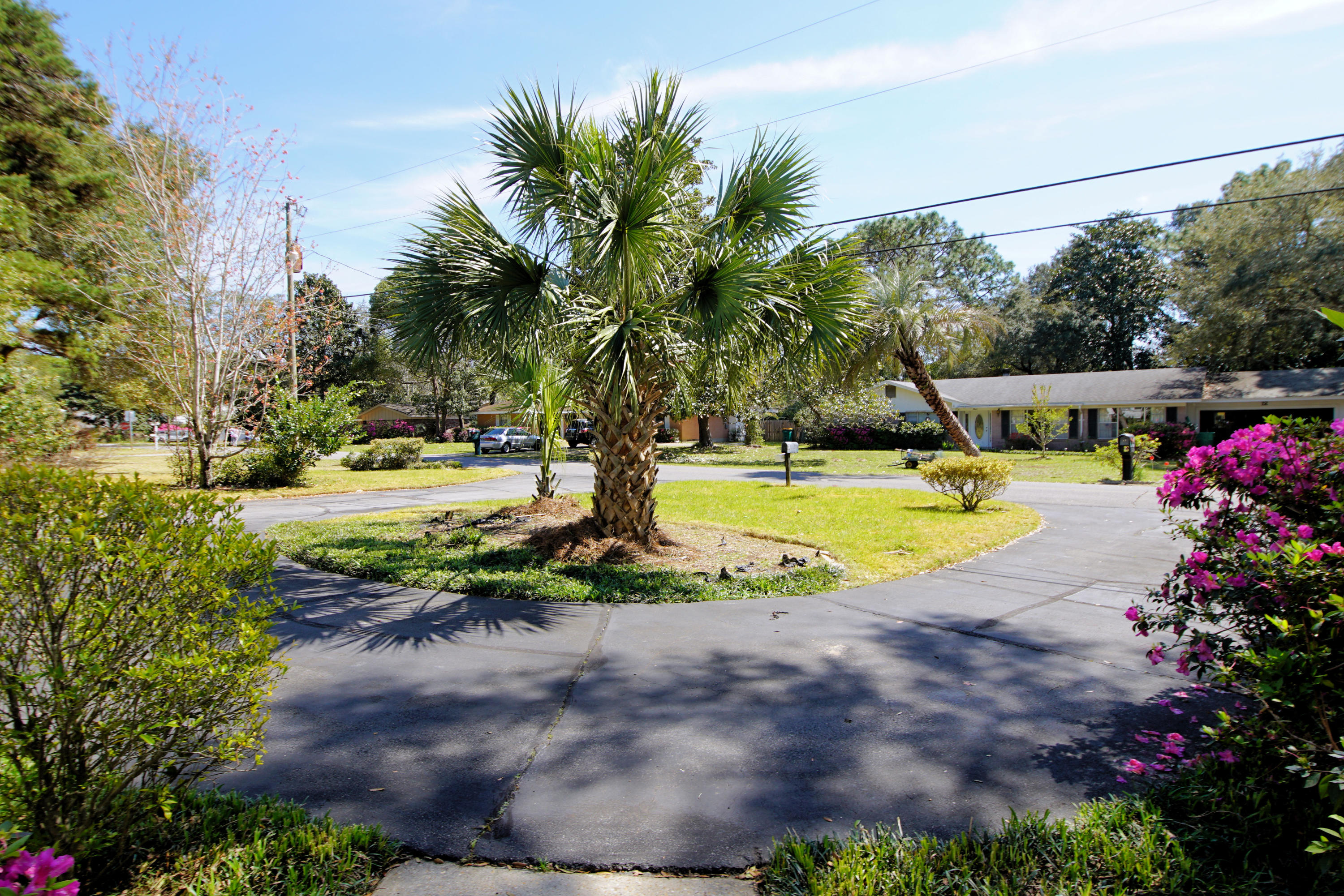 BAYOU POQUITO - Residential