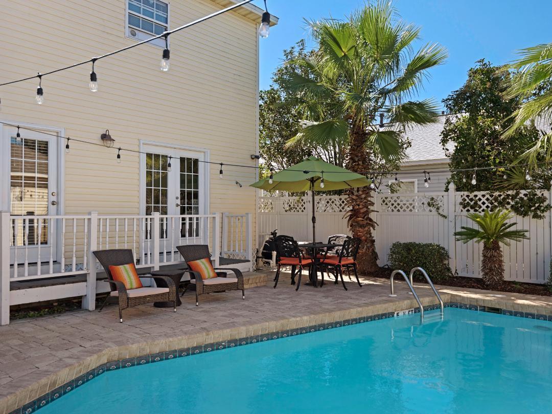 CRYSTAL BEACH - Residential