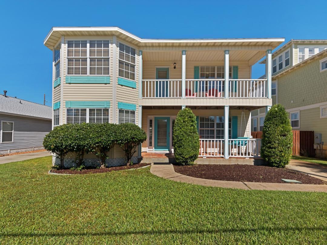 CRYSTAL BEACH - Residential